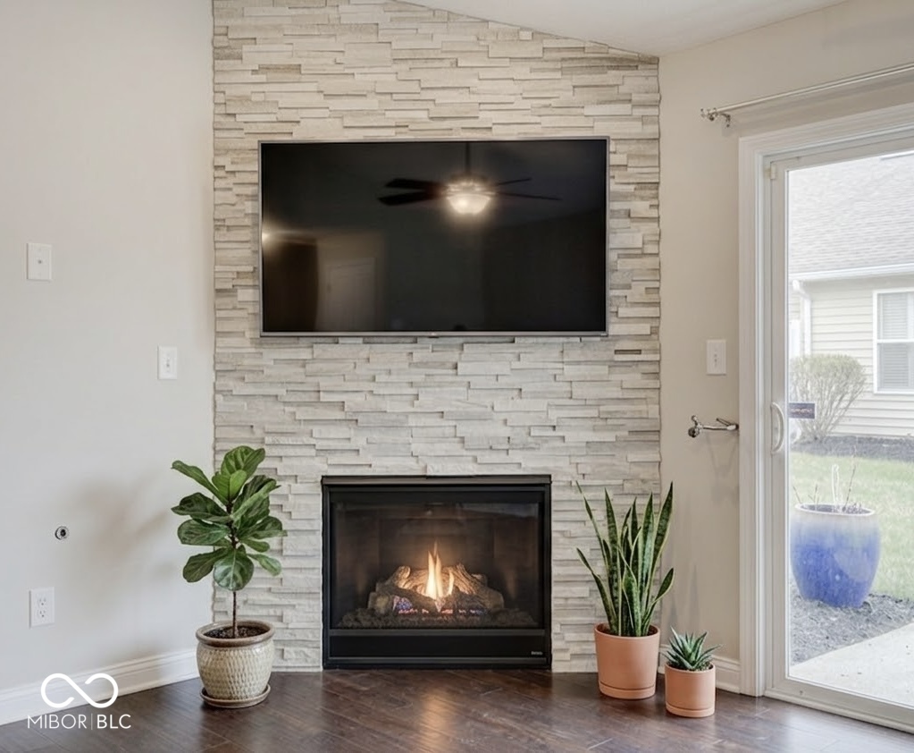 9733 Windy Lane Unit: 103