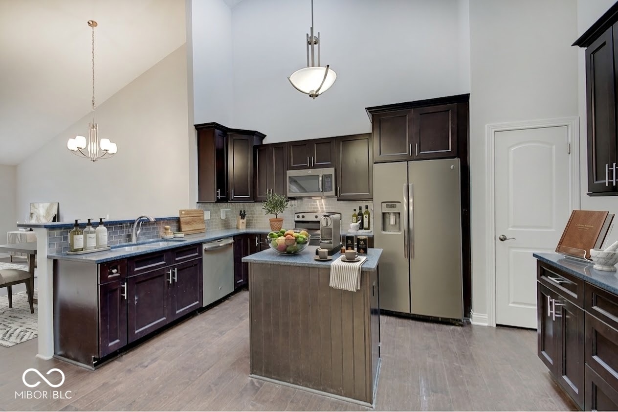 9733 Windy Lane Unit: 103