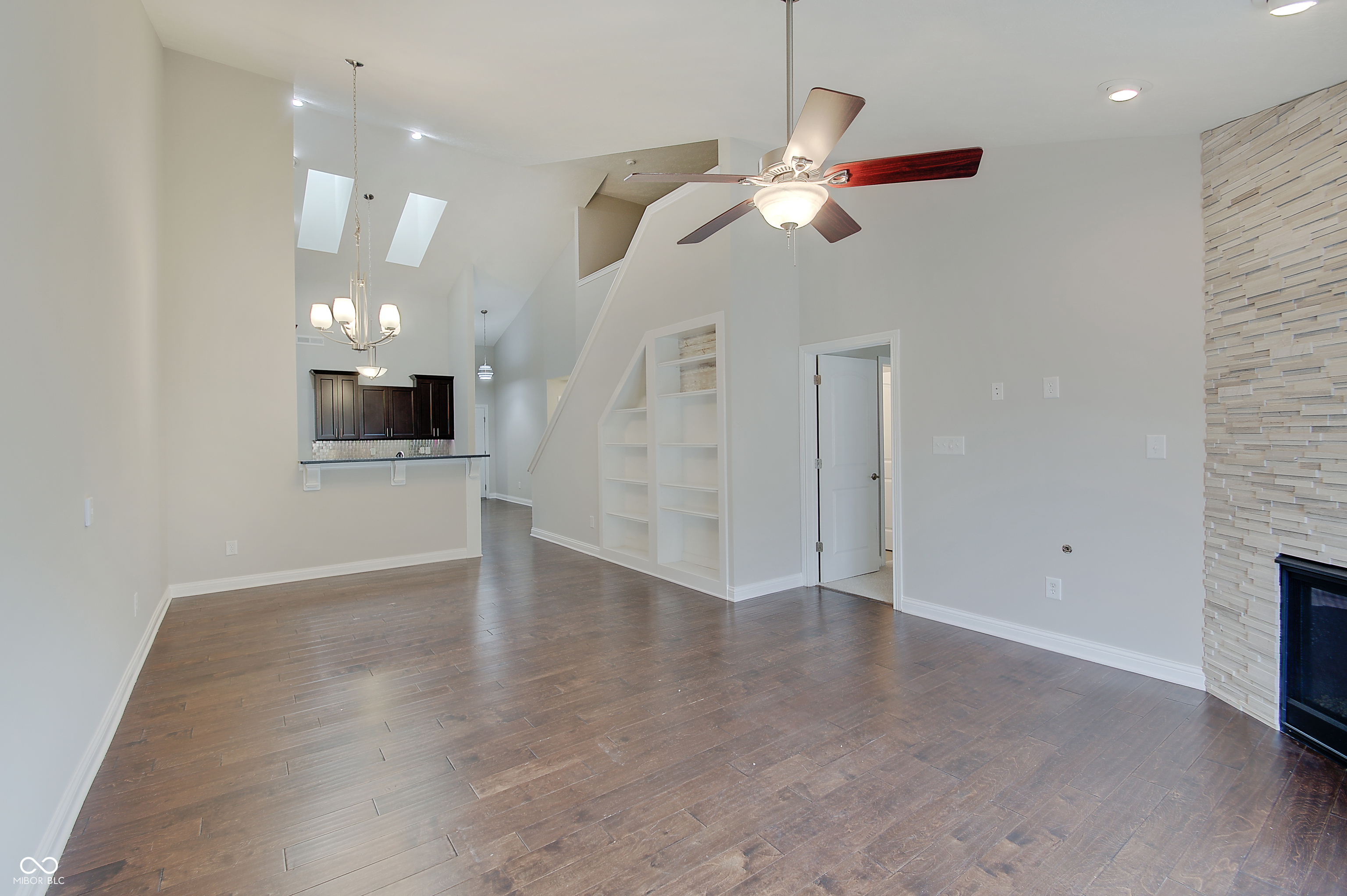 9733 Windy Lane Unit: 103