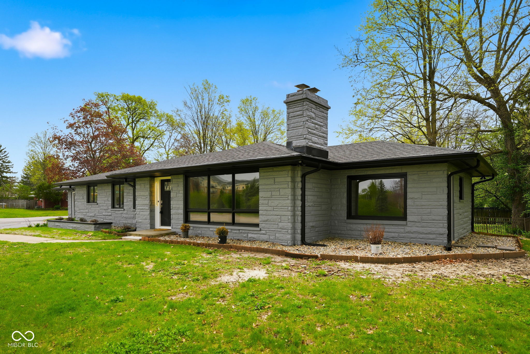 1201 Lindberg Road