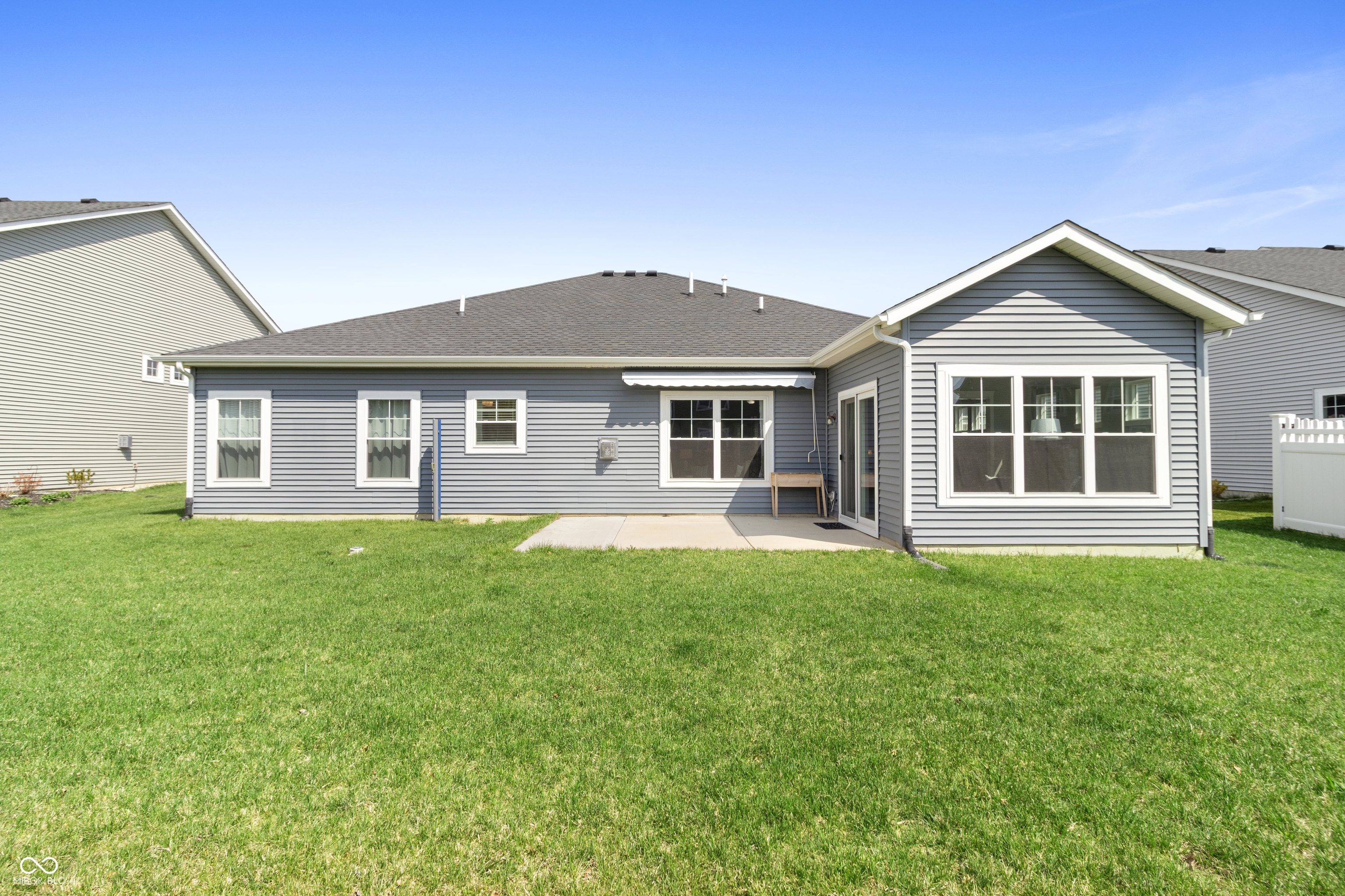 887 Rattlebox Lane