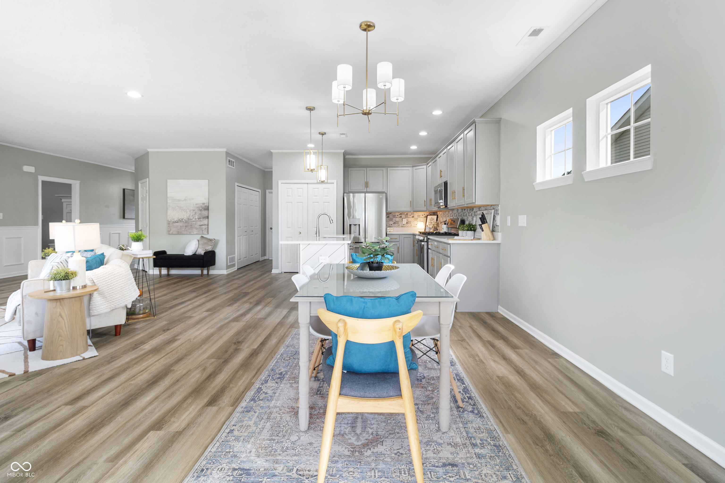 887 Rattlebox Lane