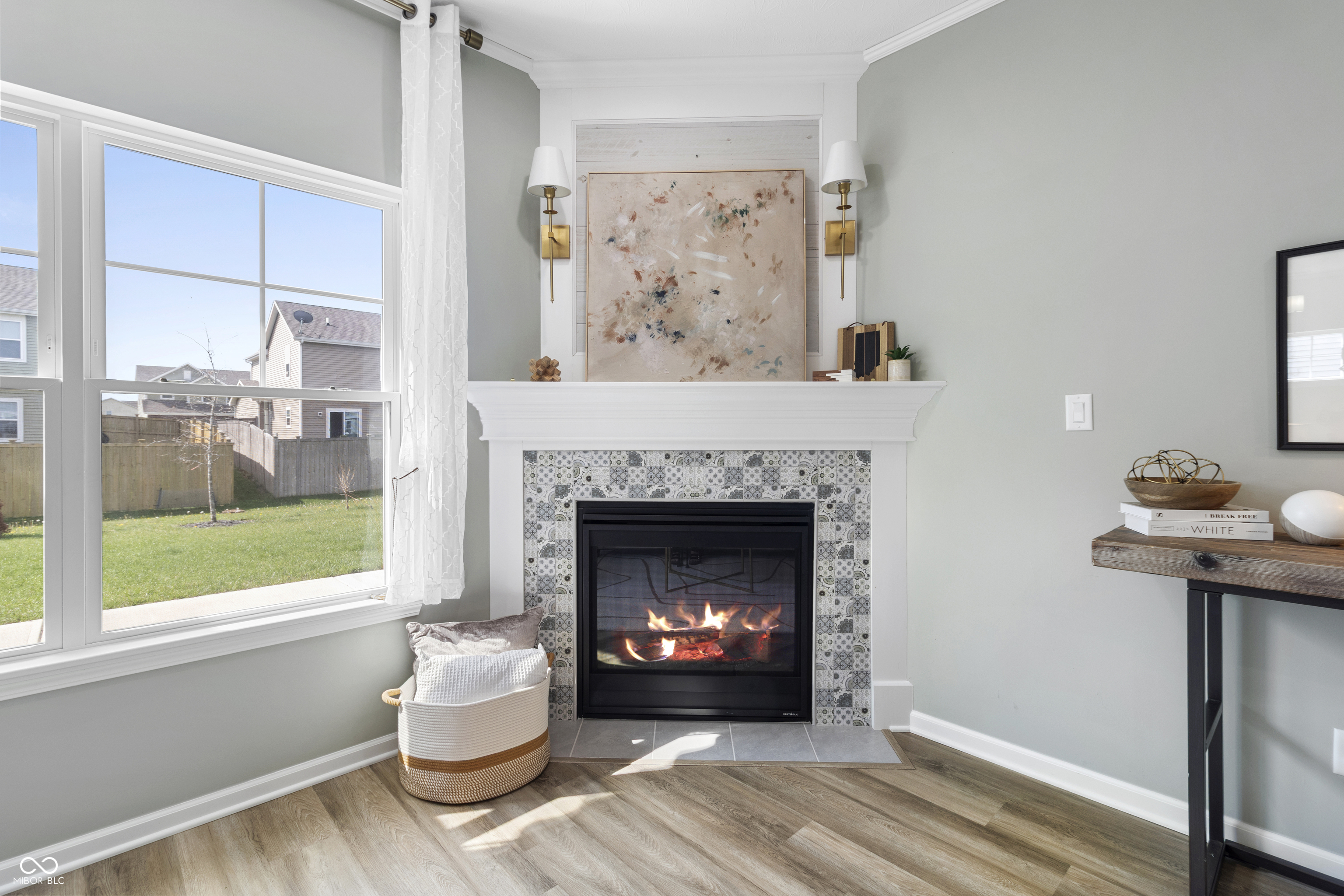 887 Rattlebox Lane