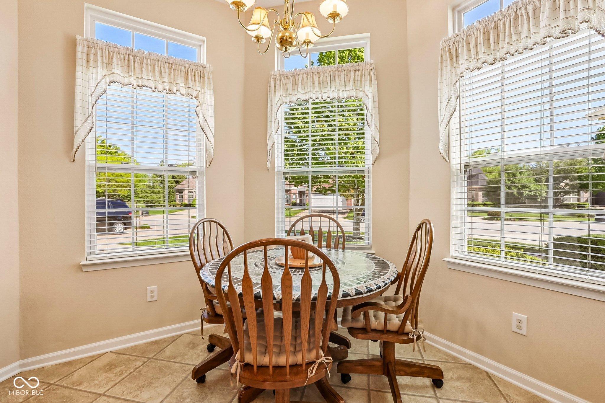 6929 Willow Pond Drive