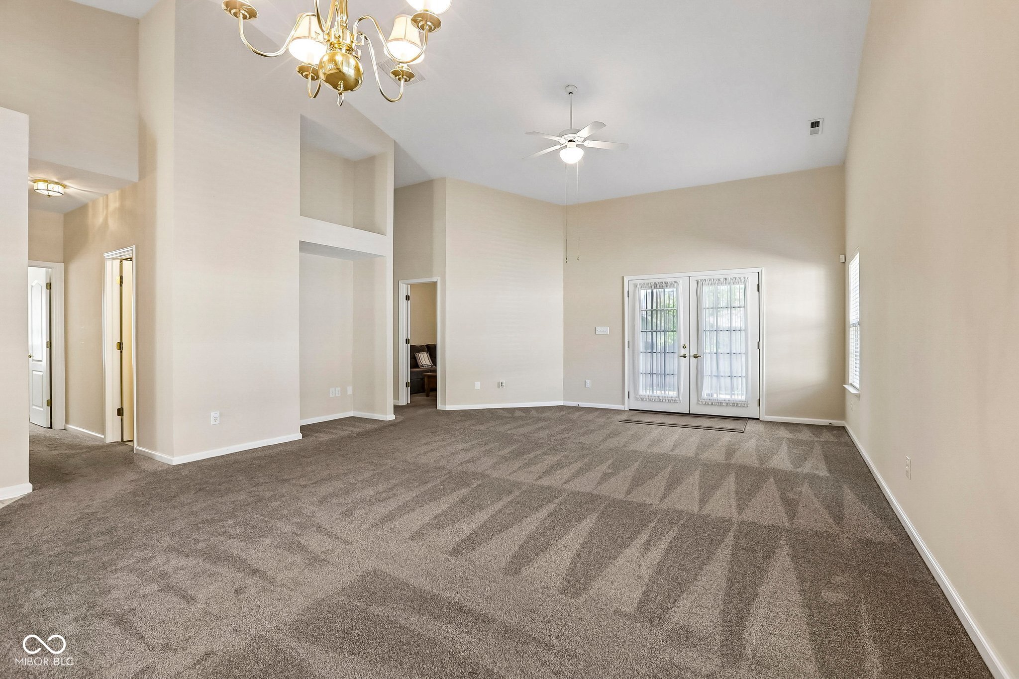 6929 Willow Pond Drive