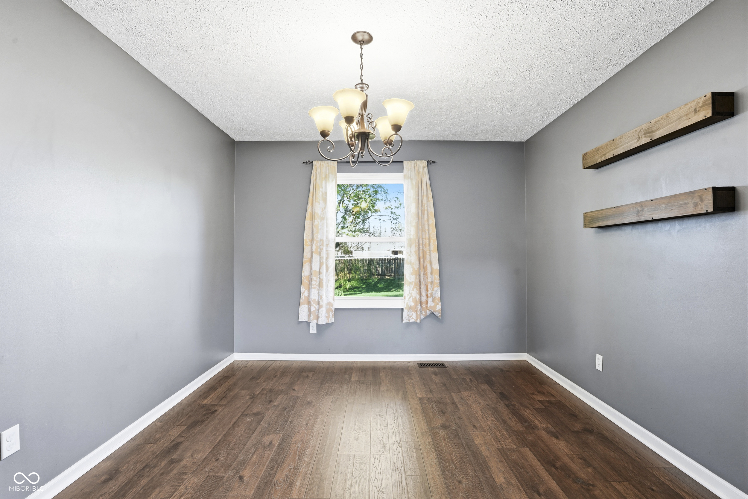 8474 Wakefield Court