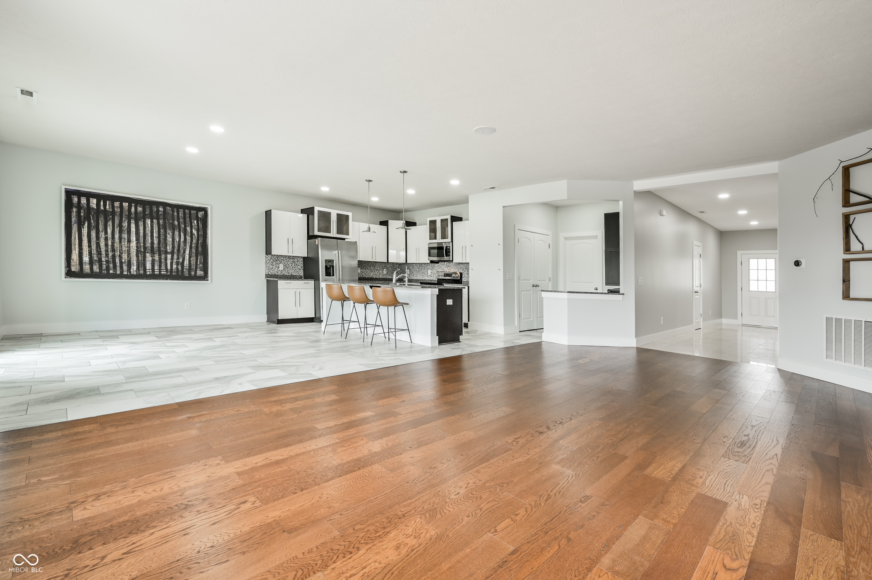 8906 Banner Drive