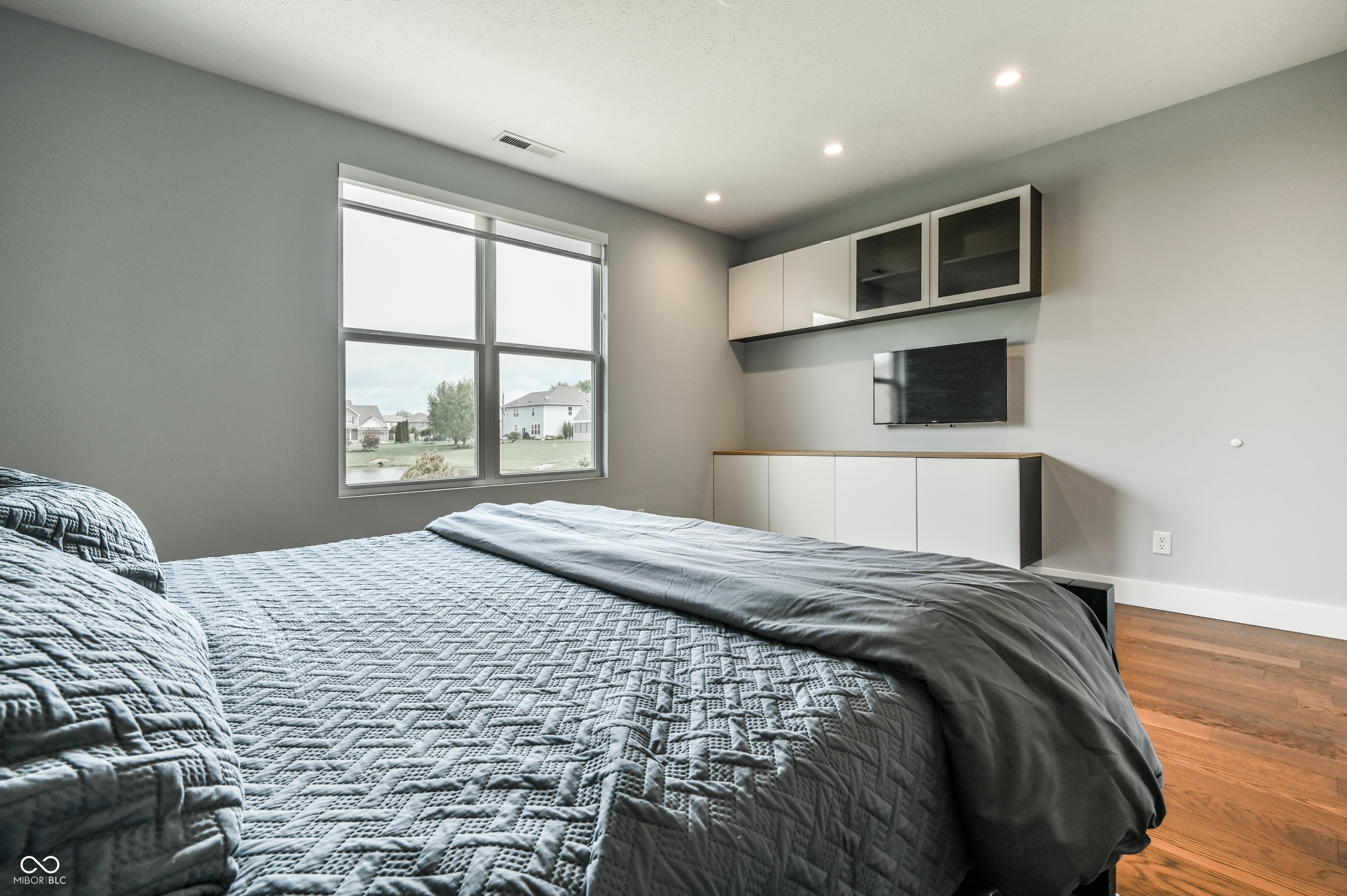 8906 Banner Drive