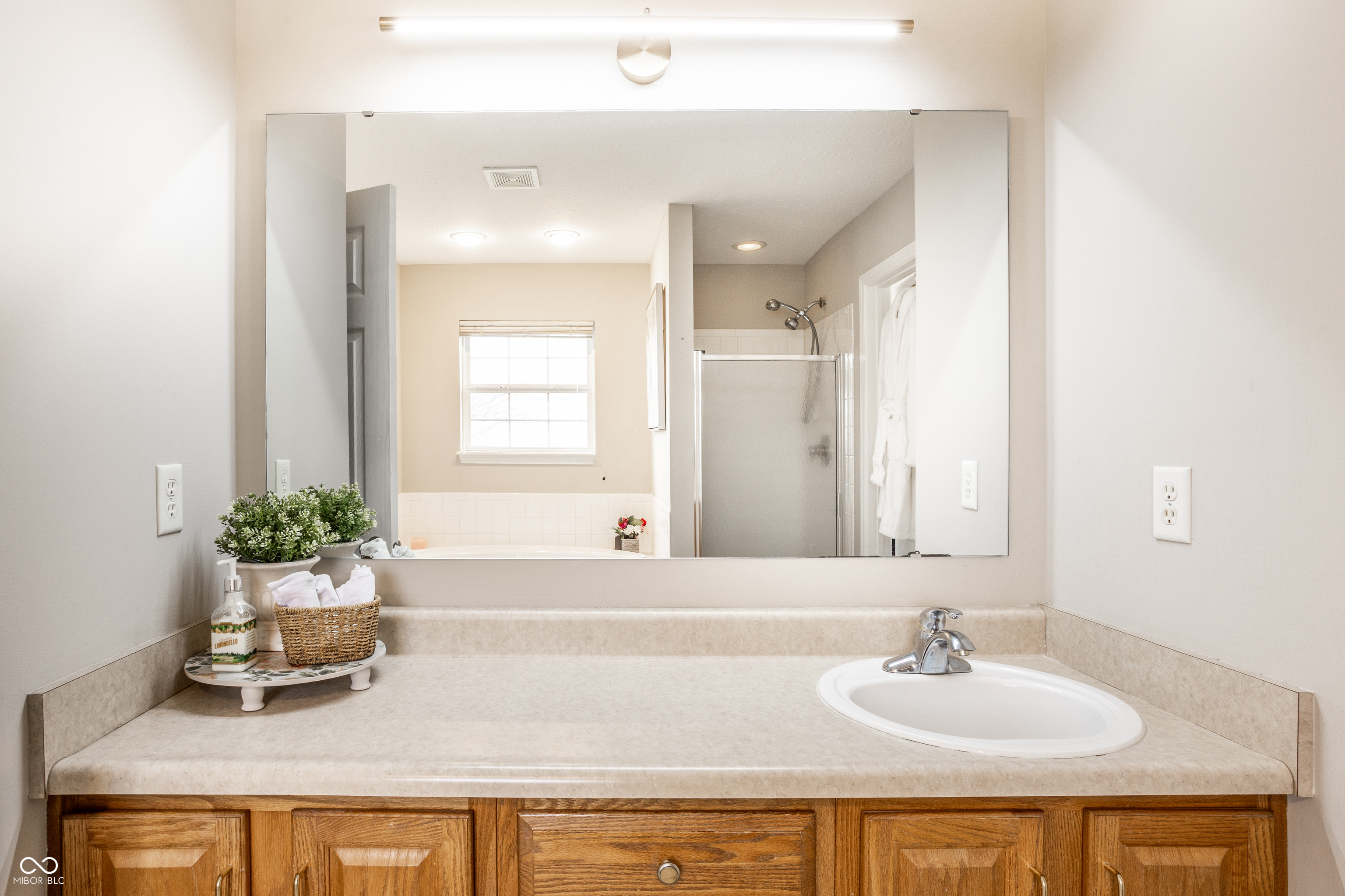 15802 River Birch Road