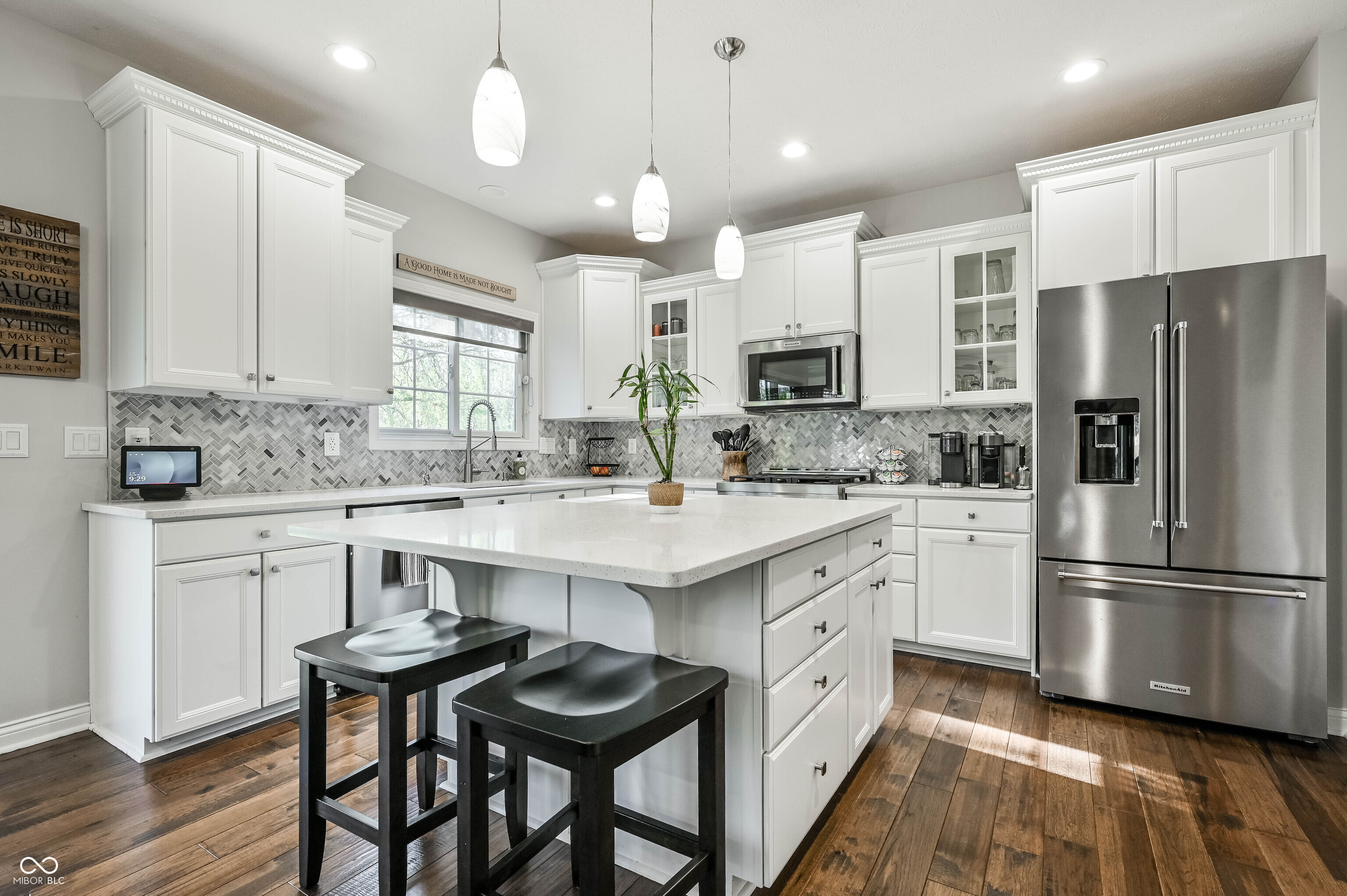 3607 Mossy Rock Drive