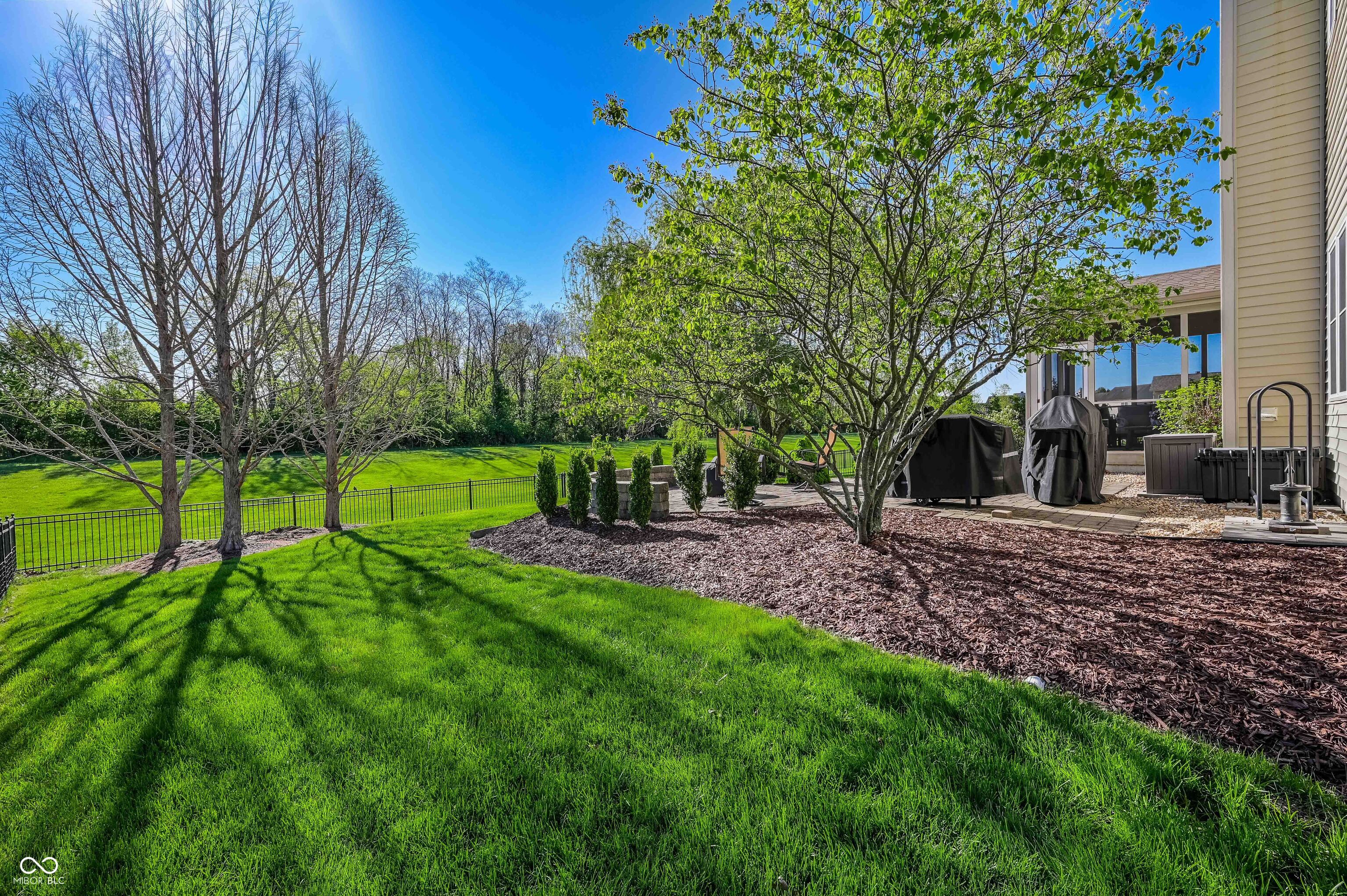 3607 Mossy Rock Drive