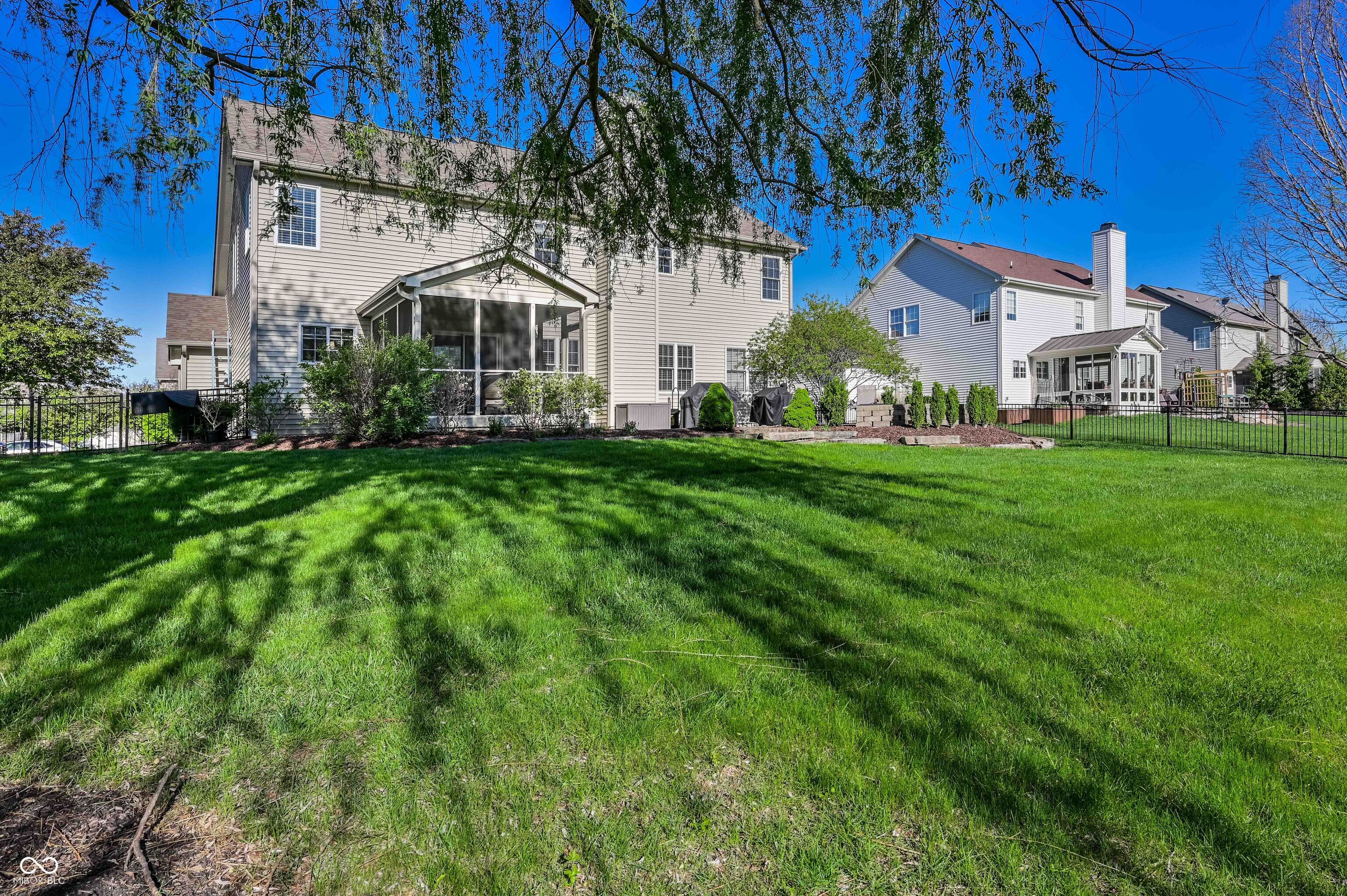 3607 Mossy Rock Drive