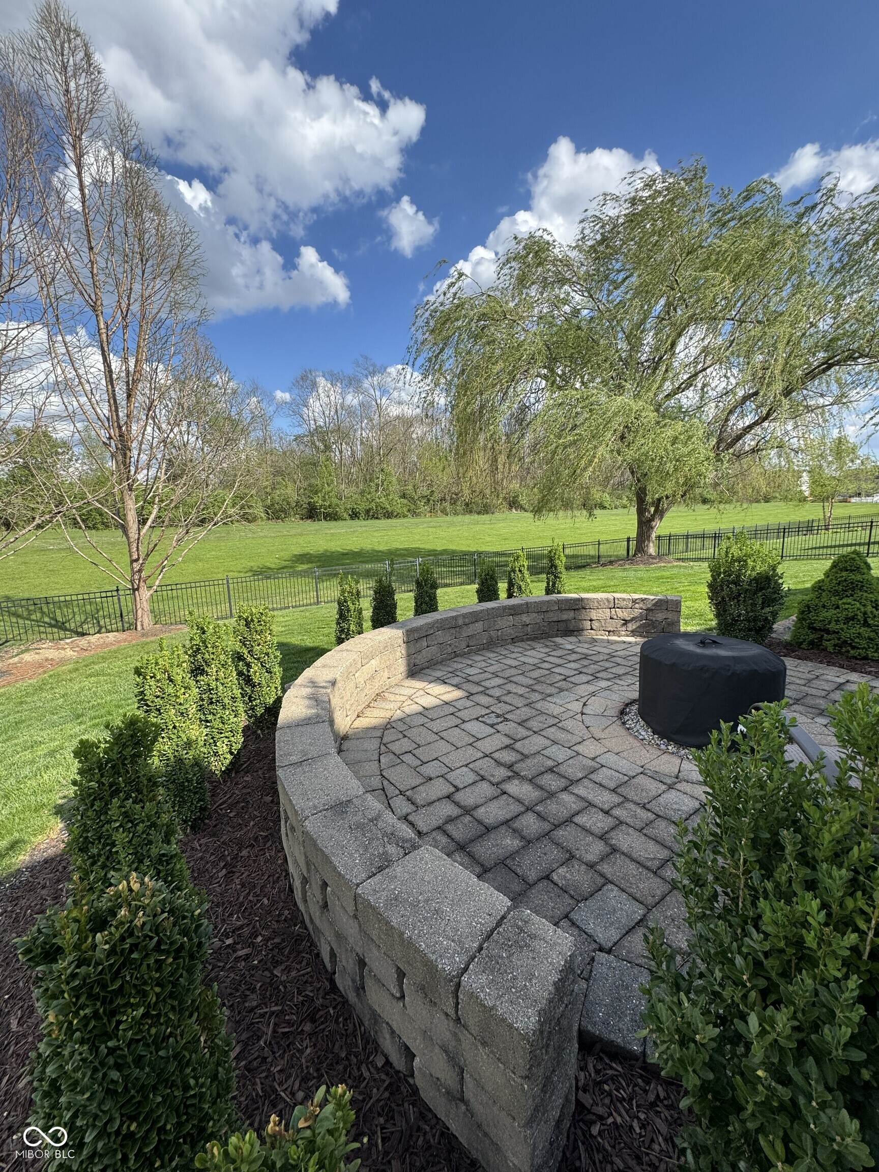 3607 Mossy Rock Drive