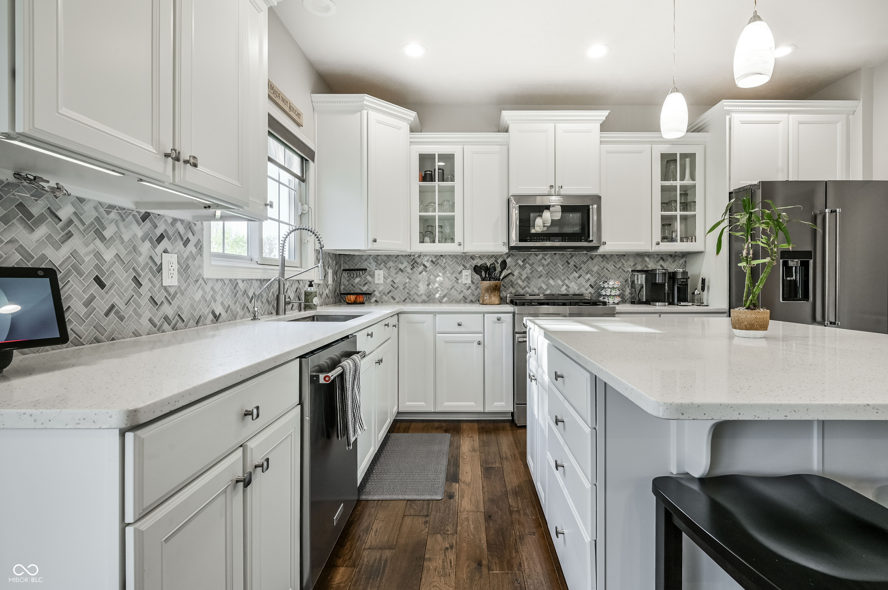 3607 Mossy Rock Drive