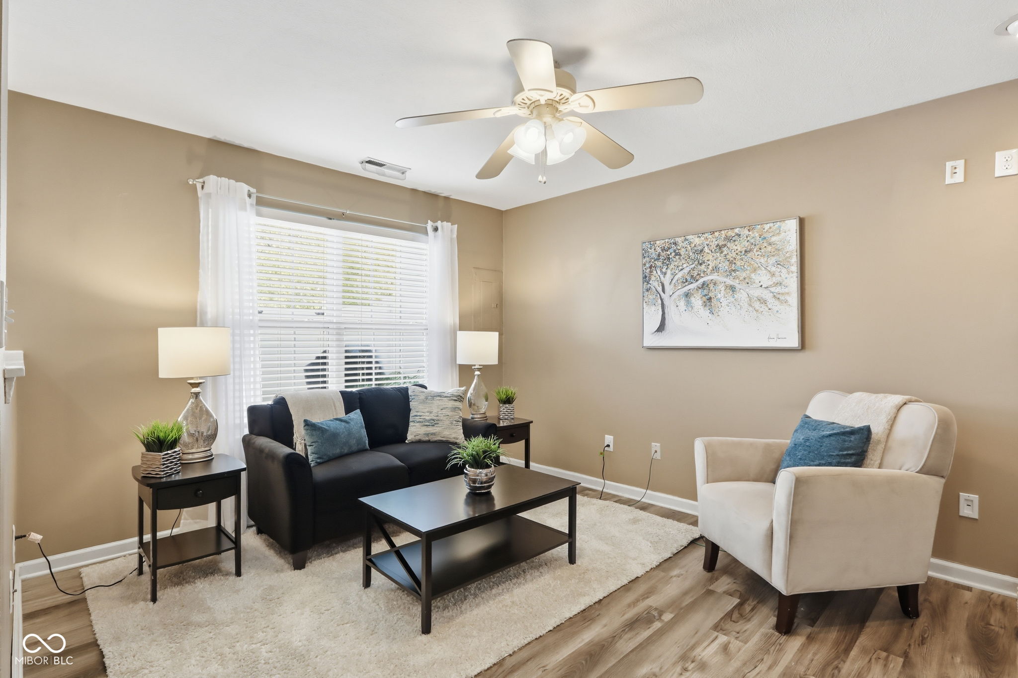 12814 Lamboll Street