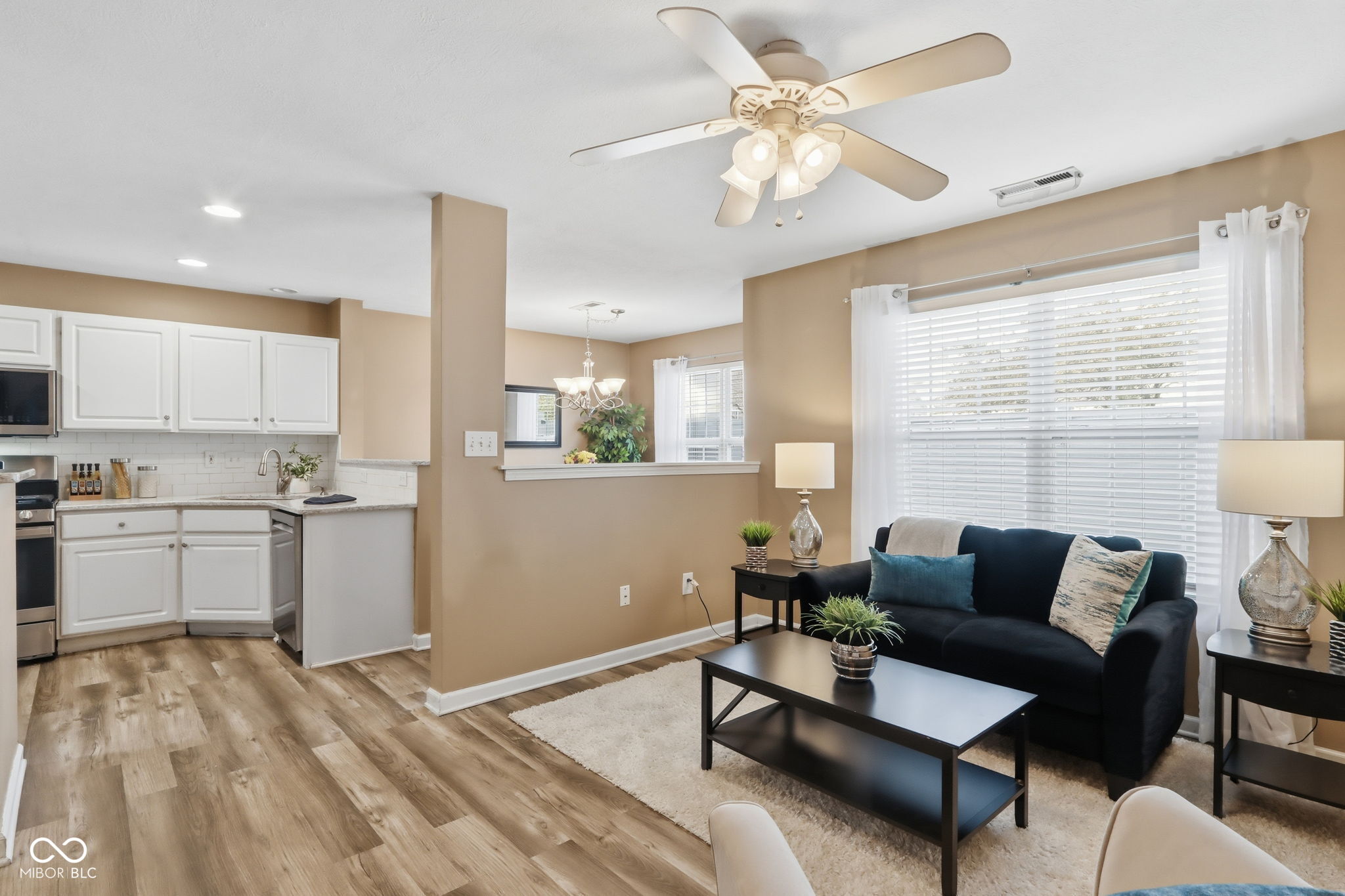 12814 Lamboll Street