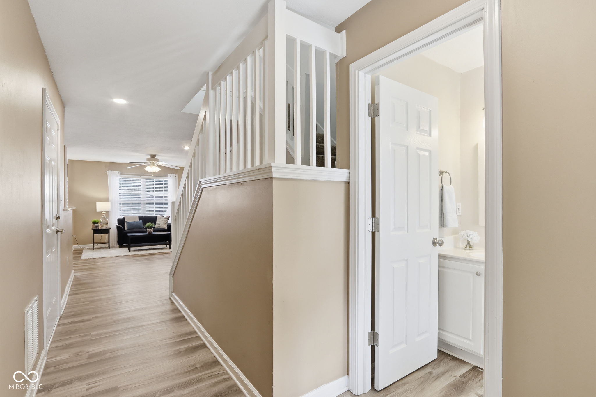 12814 Lamboll Street