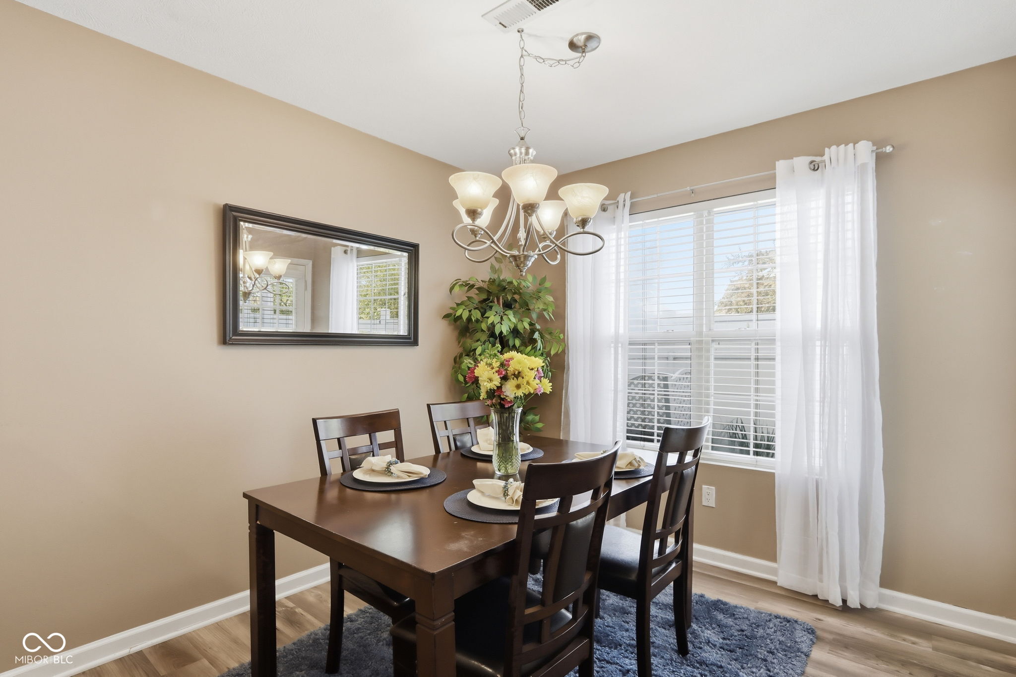 12814 Lamboll Street