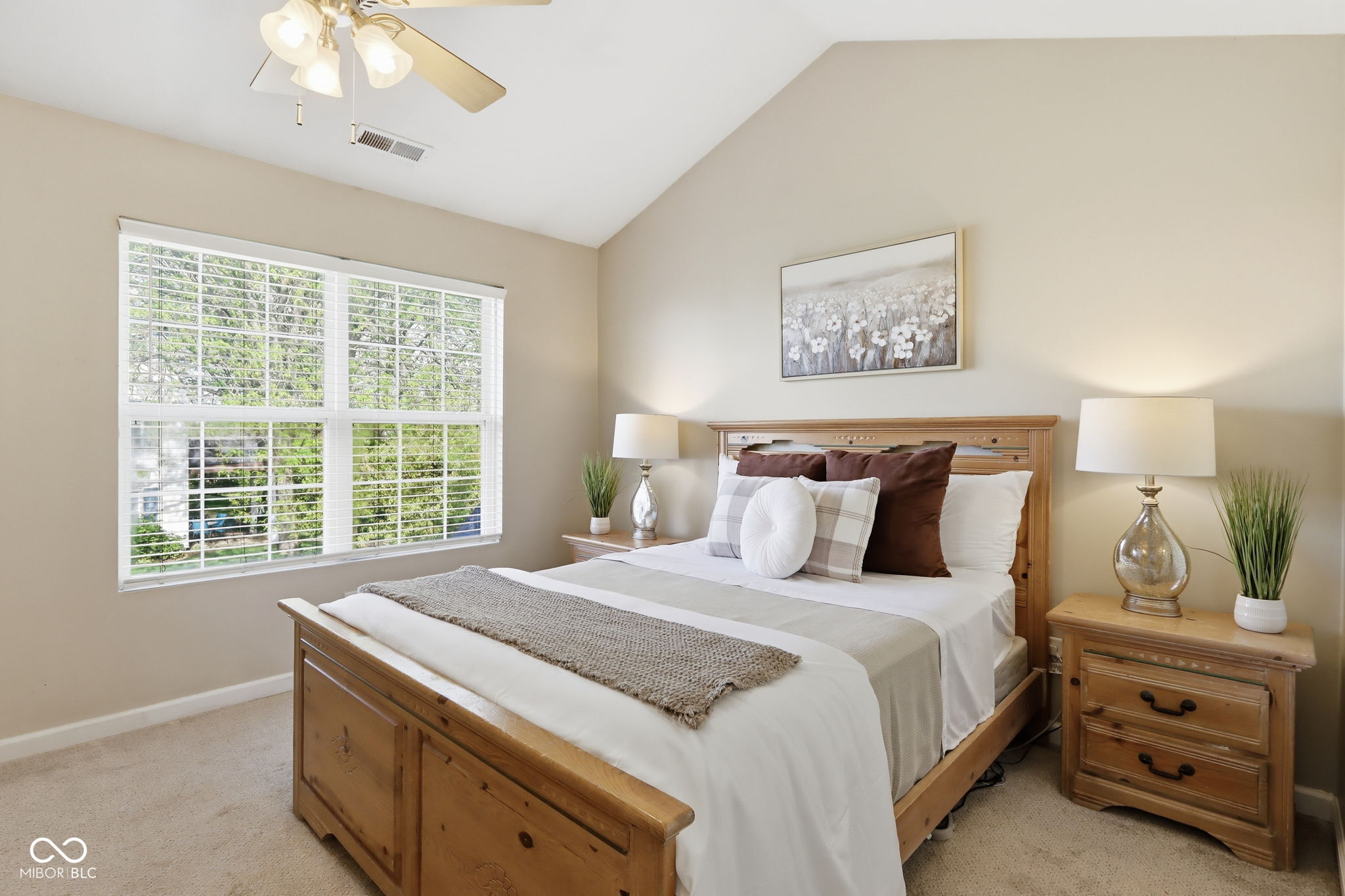 12814 Lamboll Street