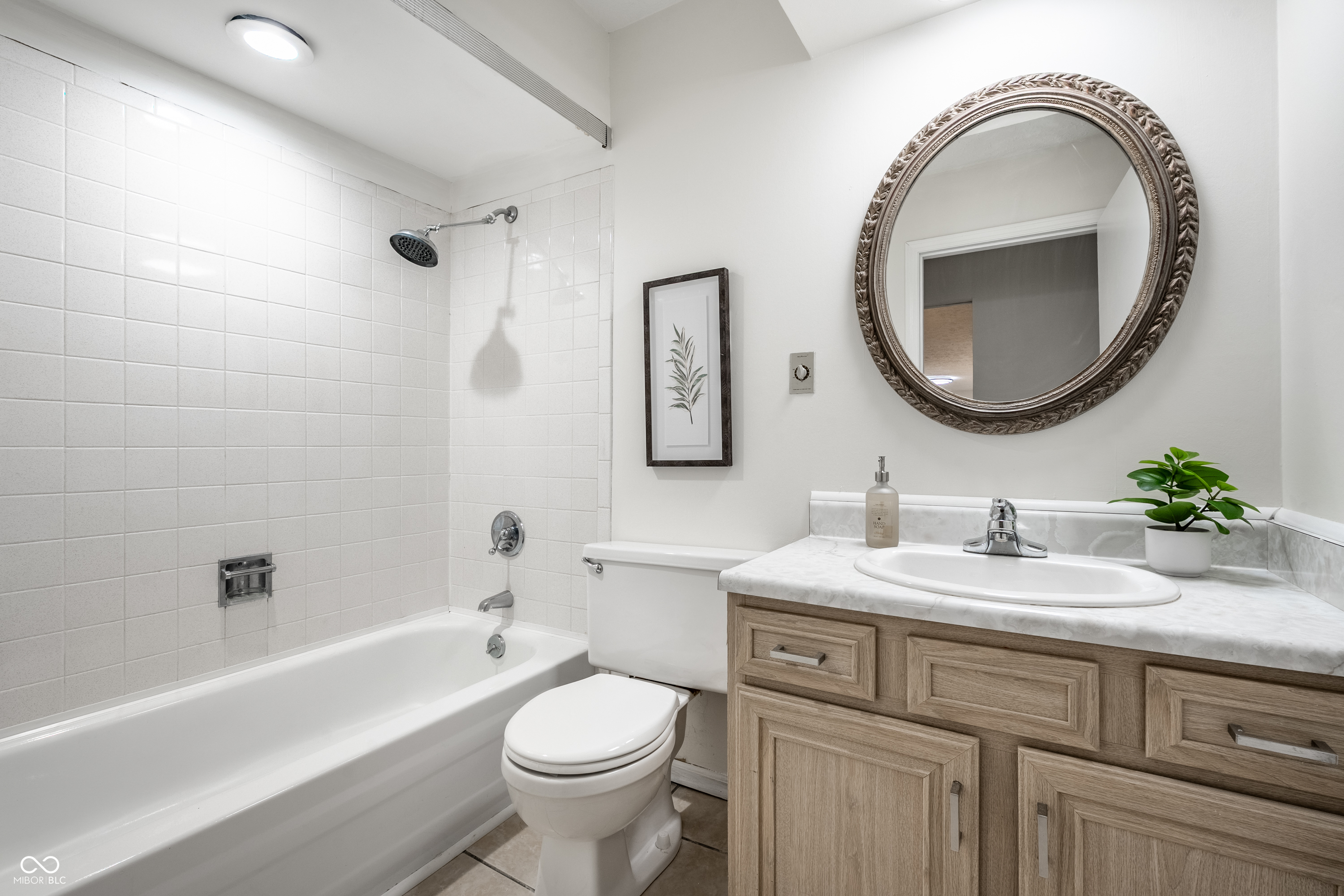 8323 Mockingbird Lane