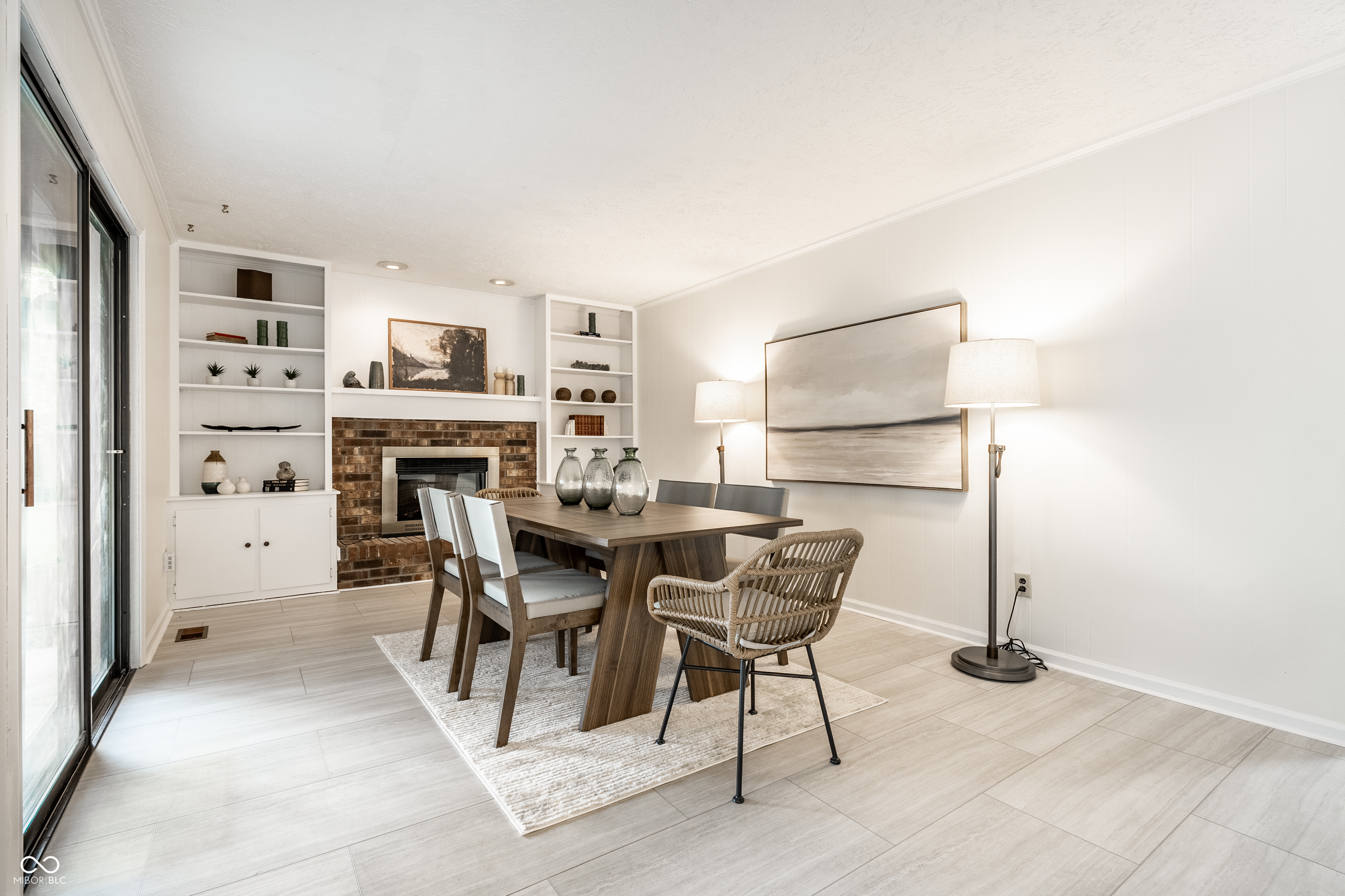 8323 Mockingbird Lane