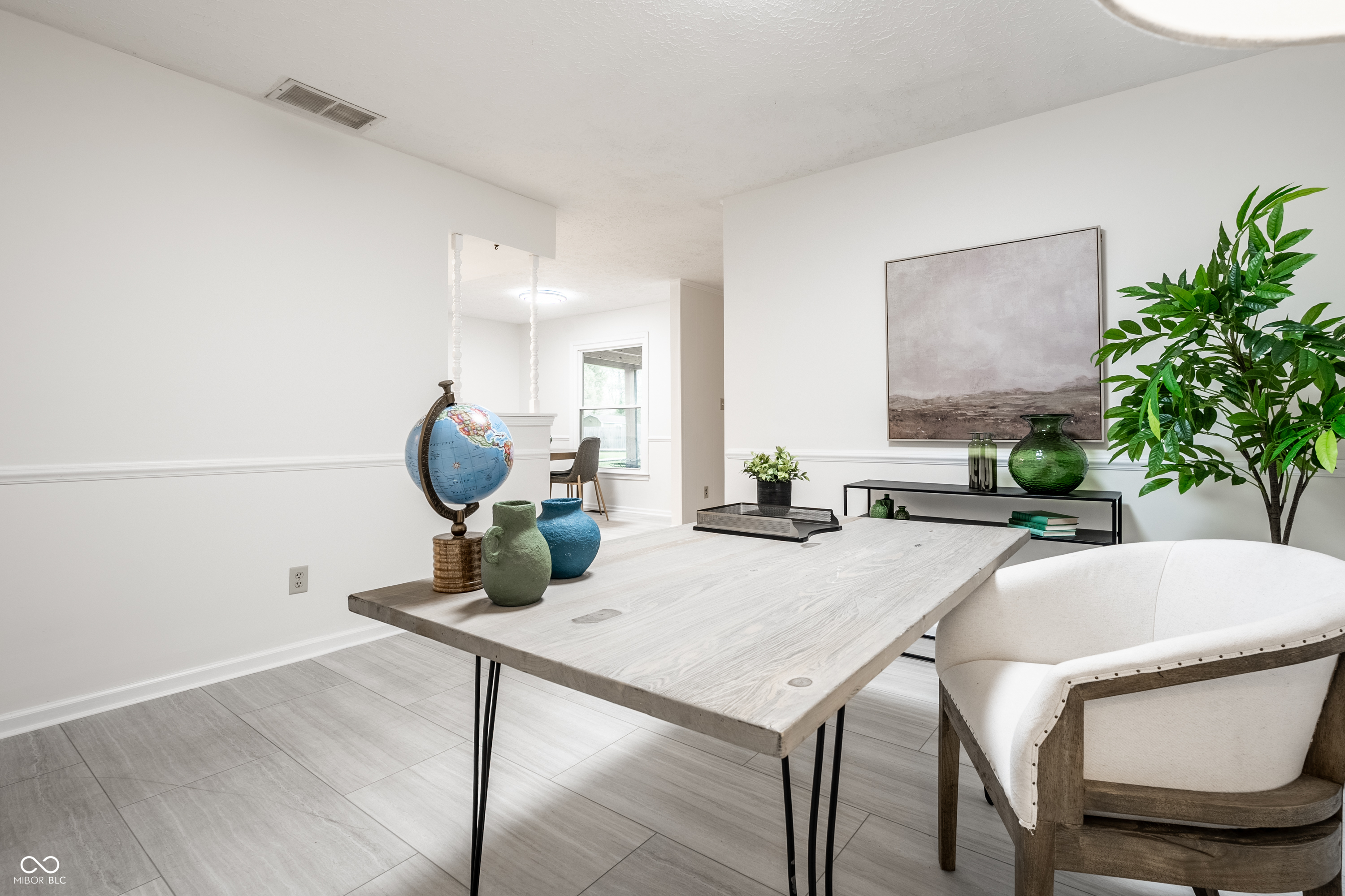 8323 Mockingbird Lane