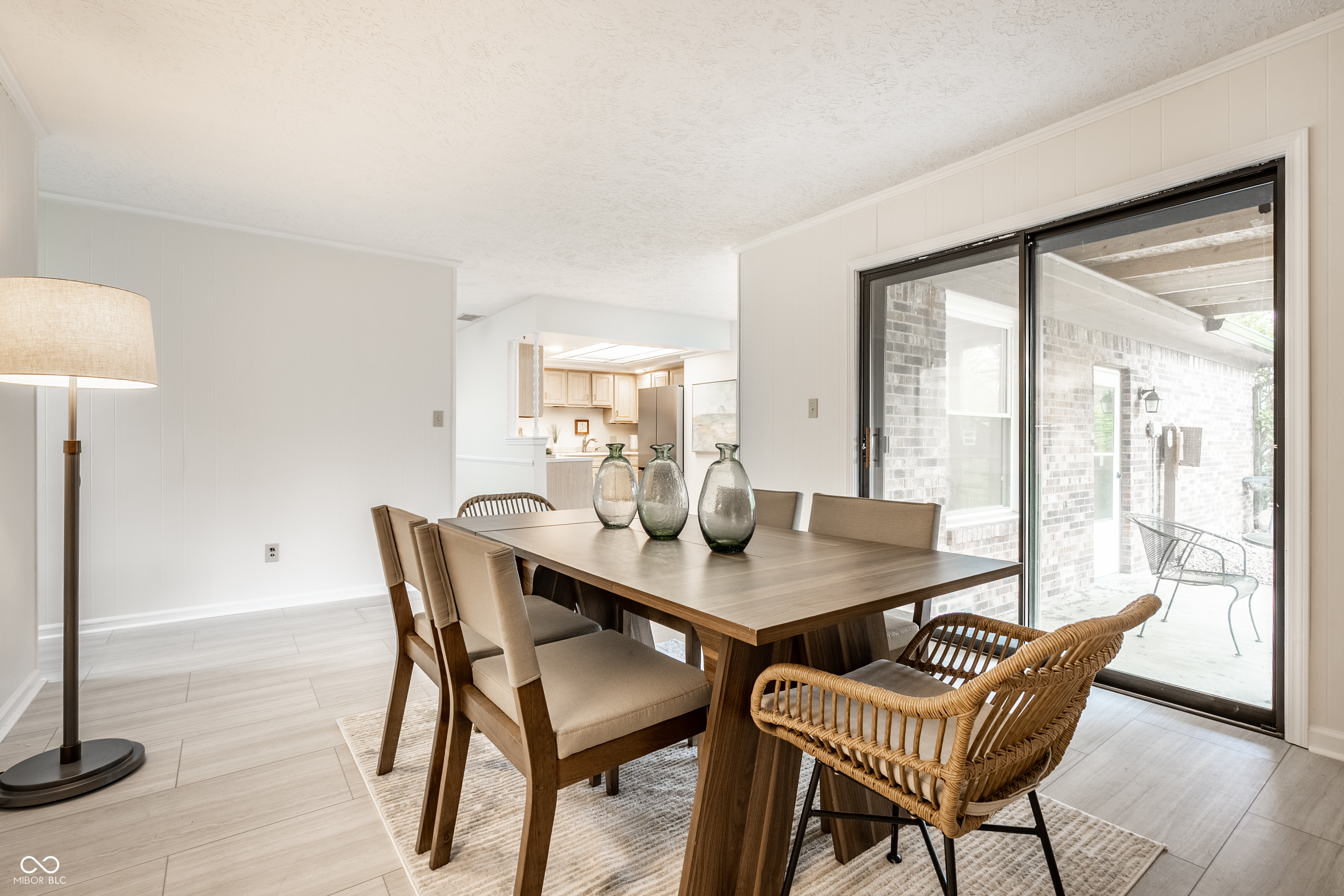 8323 Mockingbird Lane