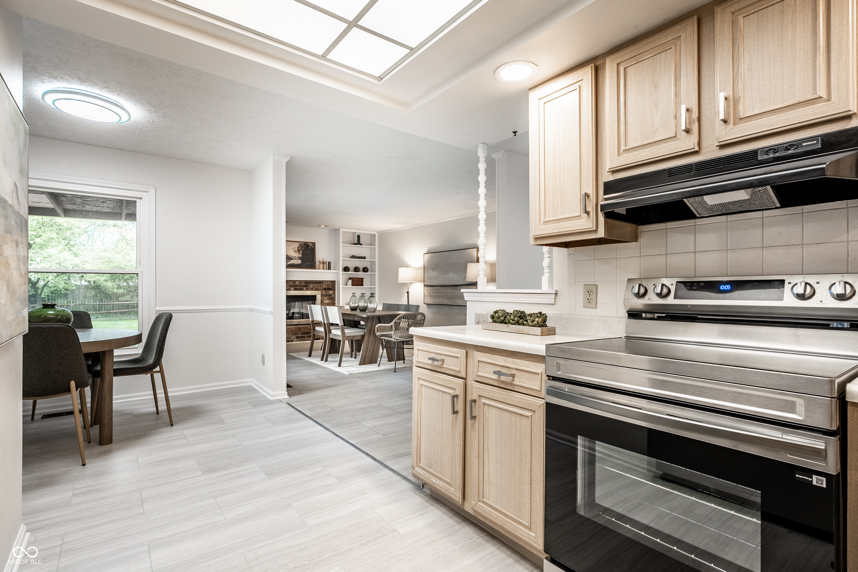 8323 Mockingbird Lane