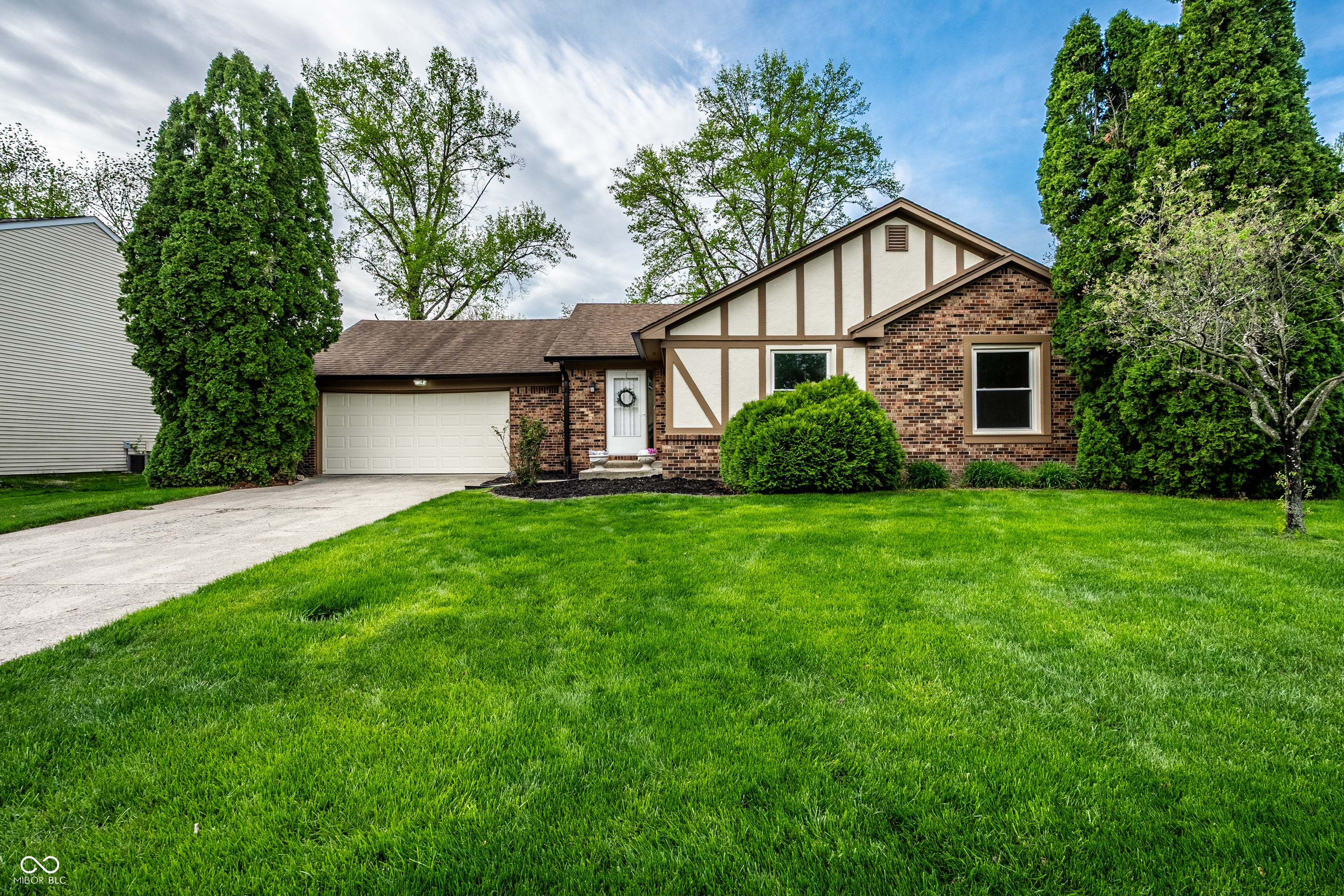 8323 Mockingbird Lane