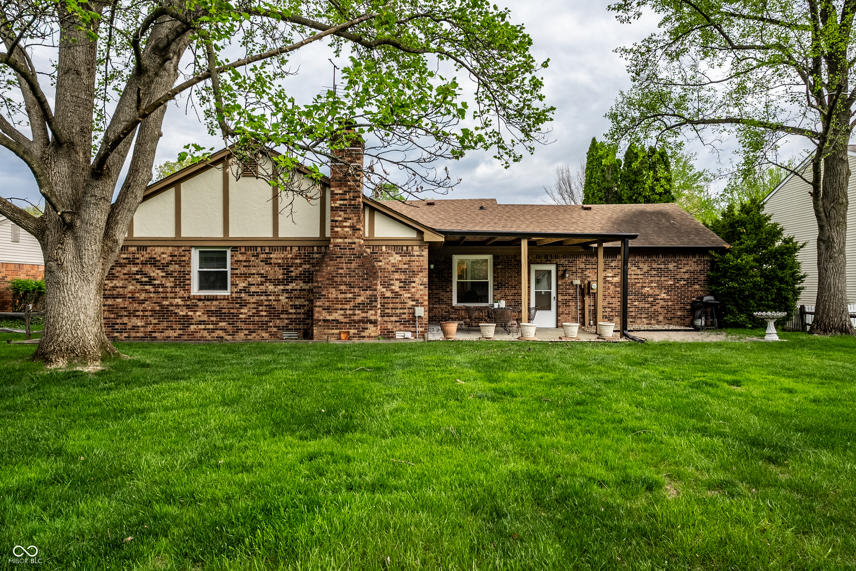8323 Mockingbird Lane