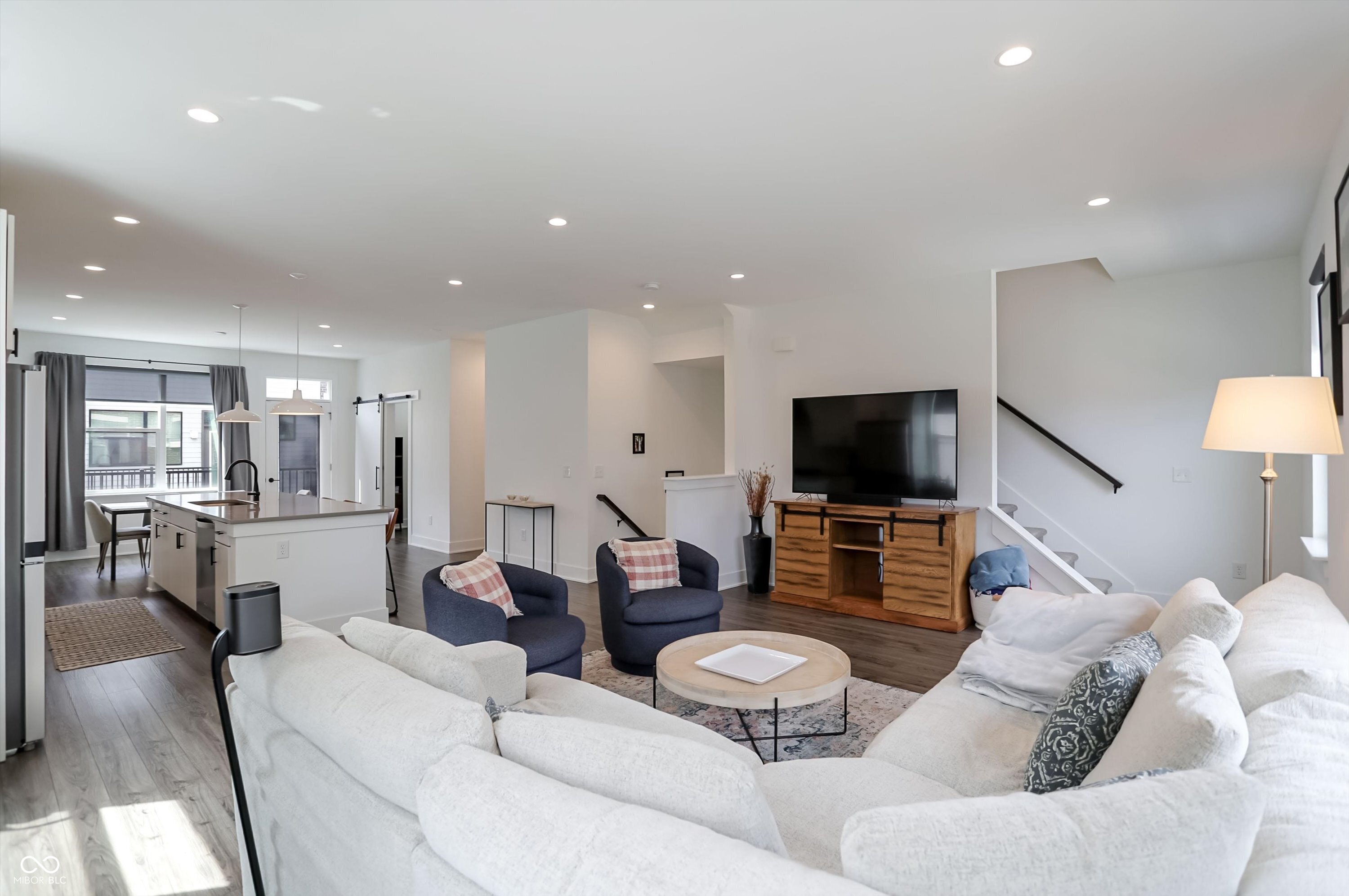 411 E 19th Street