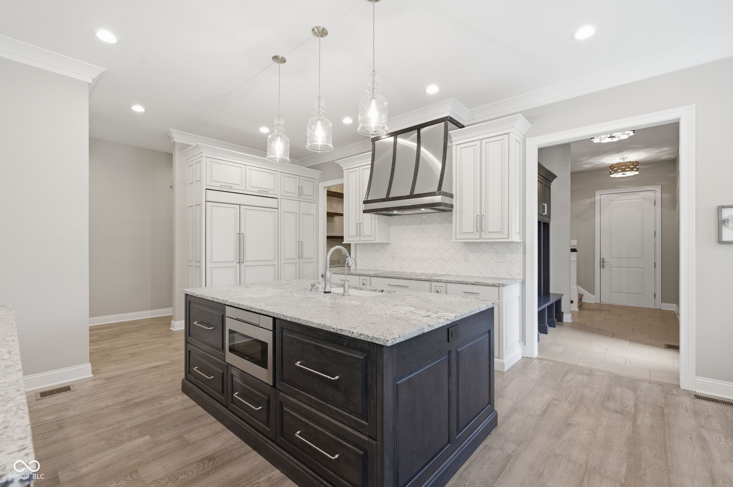 541 Macintosh Lane