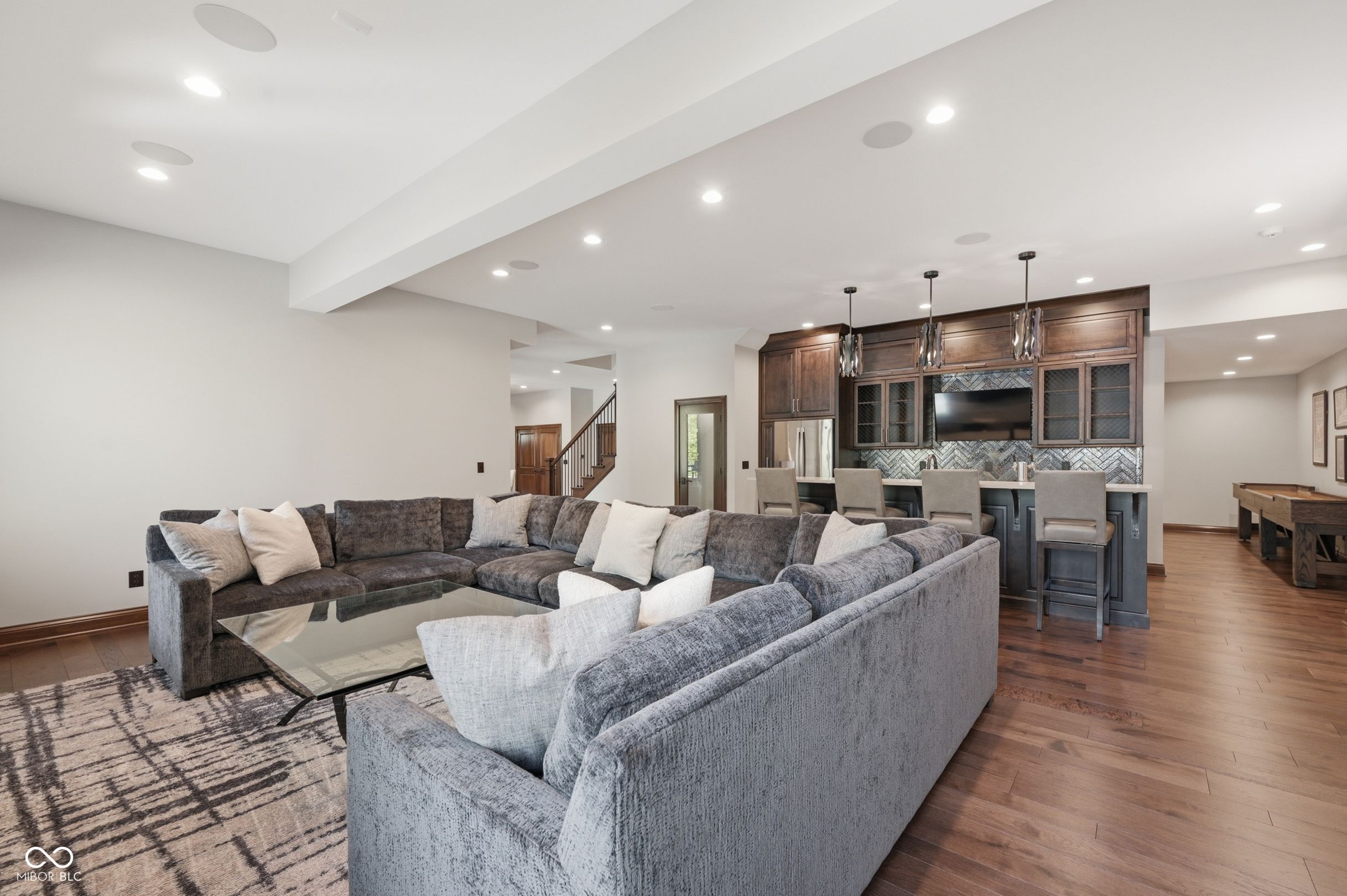 541 Macintosh Lane