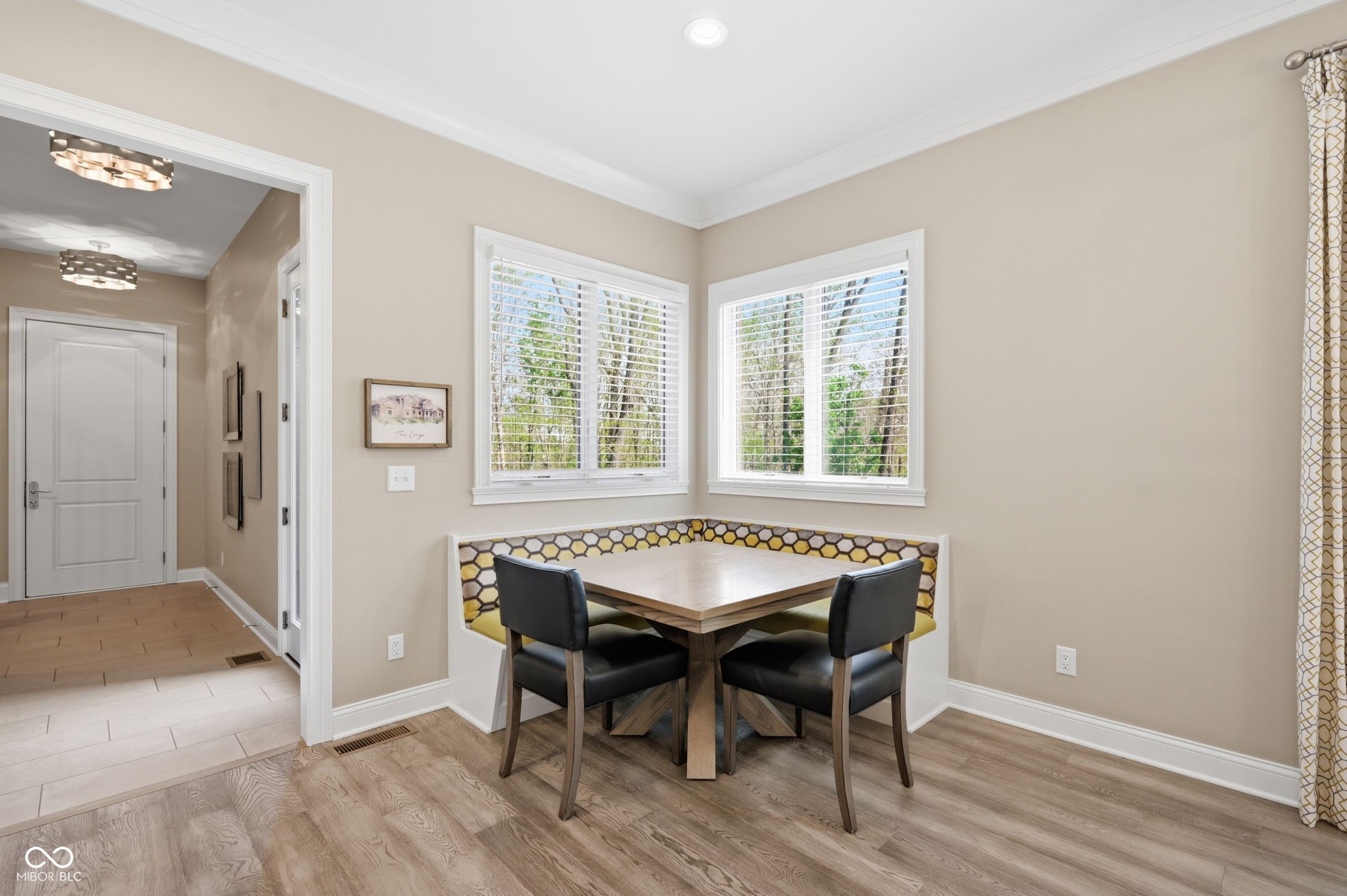 541 Macintosh Lane