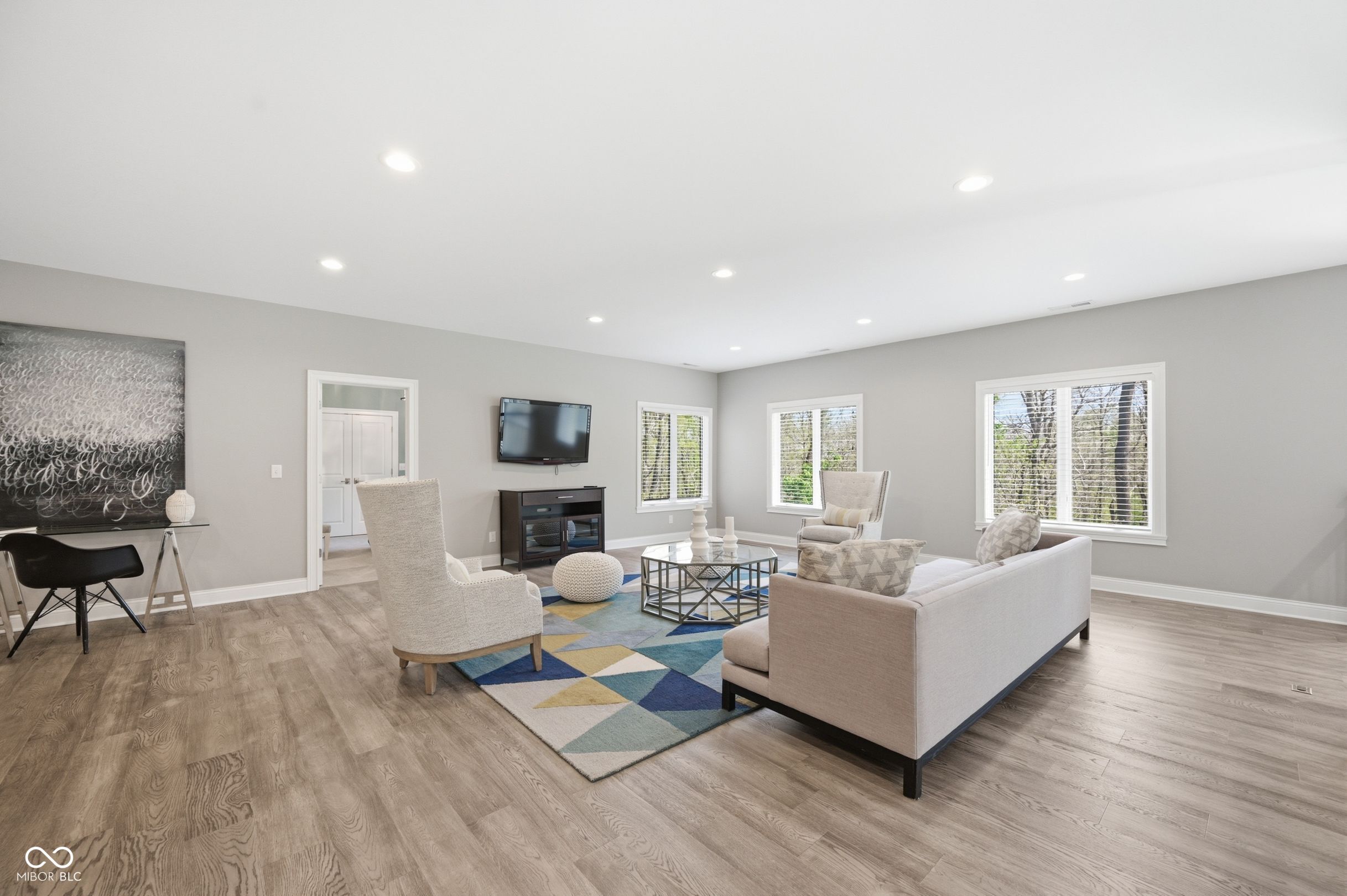 541 Macintosh Lane