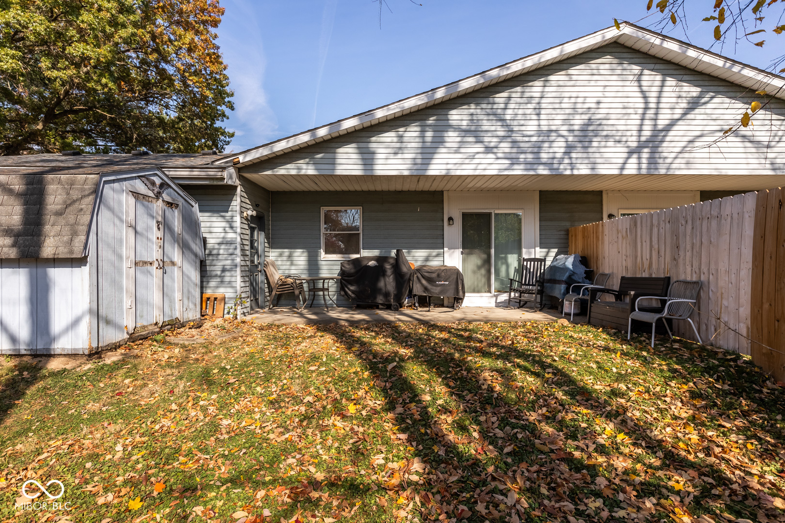 8201 Old Farm Lane