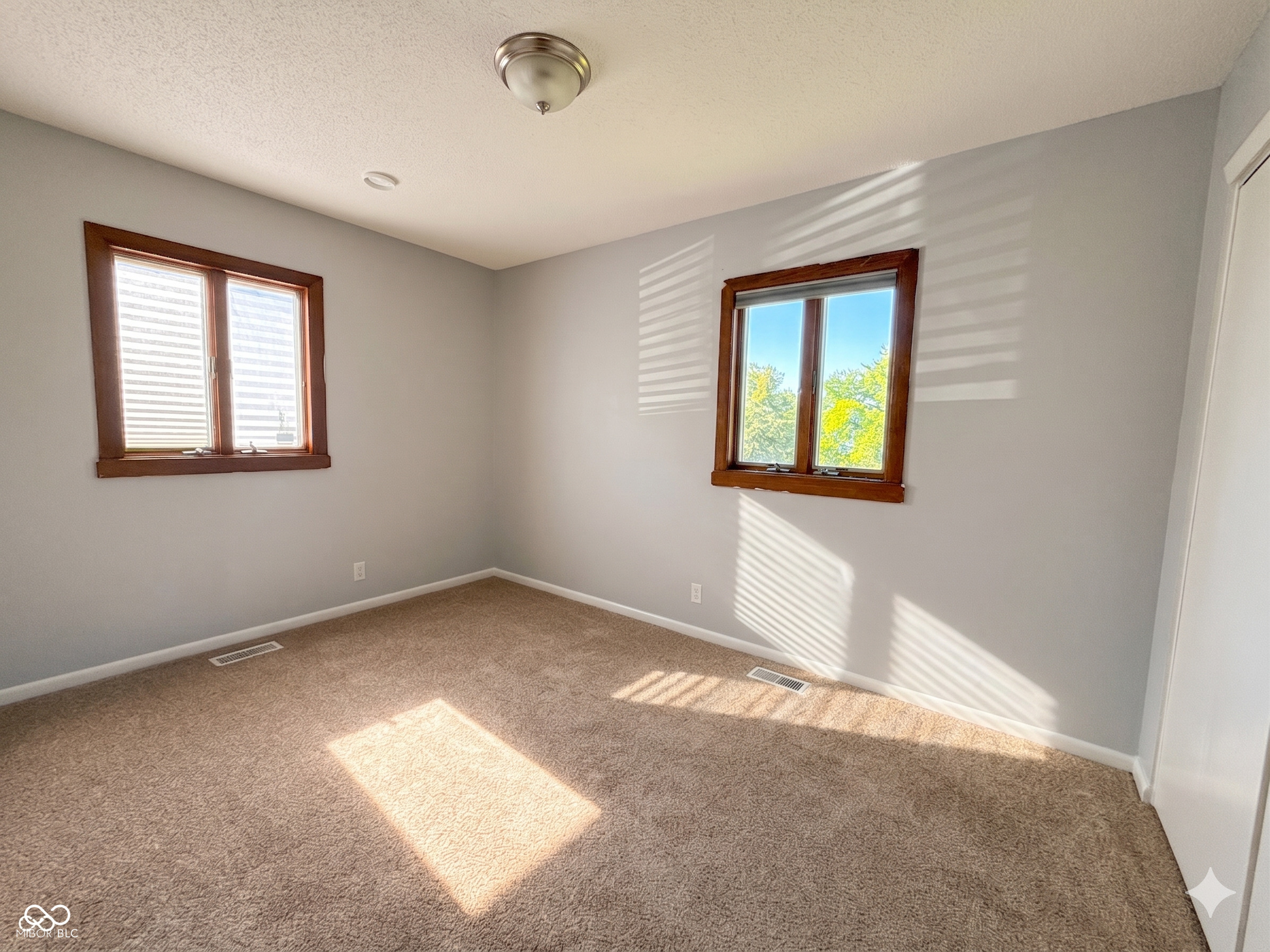 8214 Forsythia Court