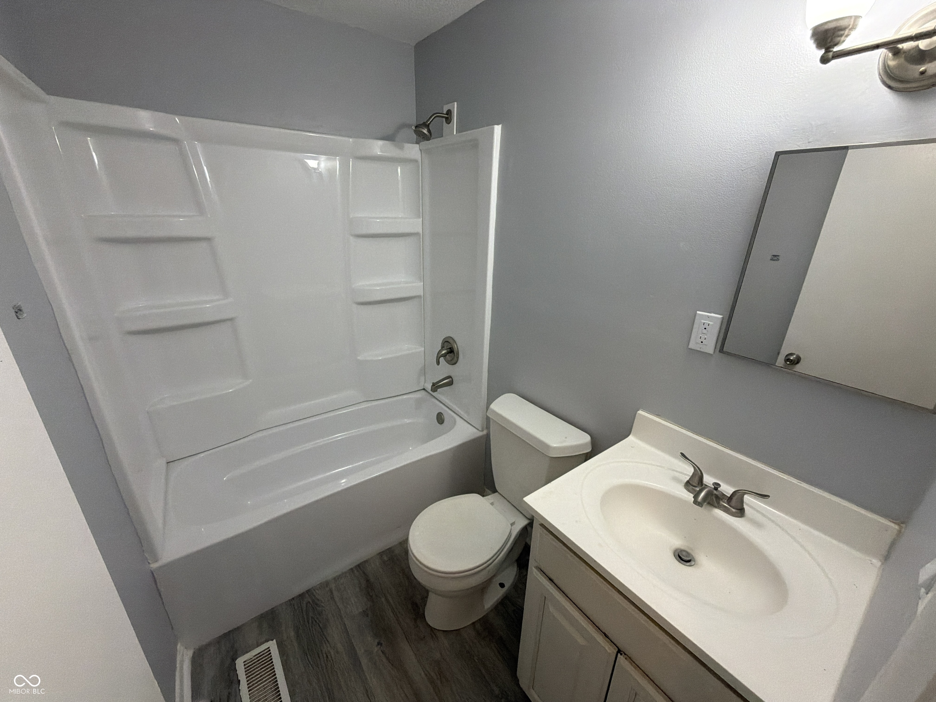 8214 Forsythia Court