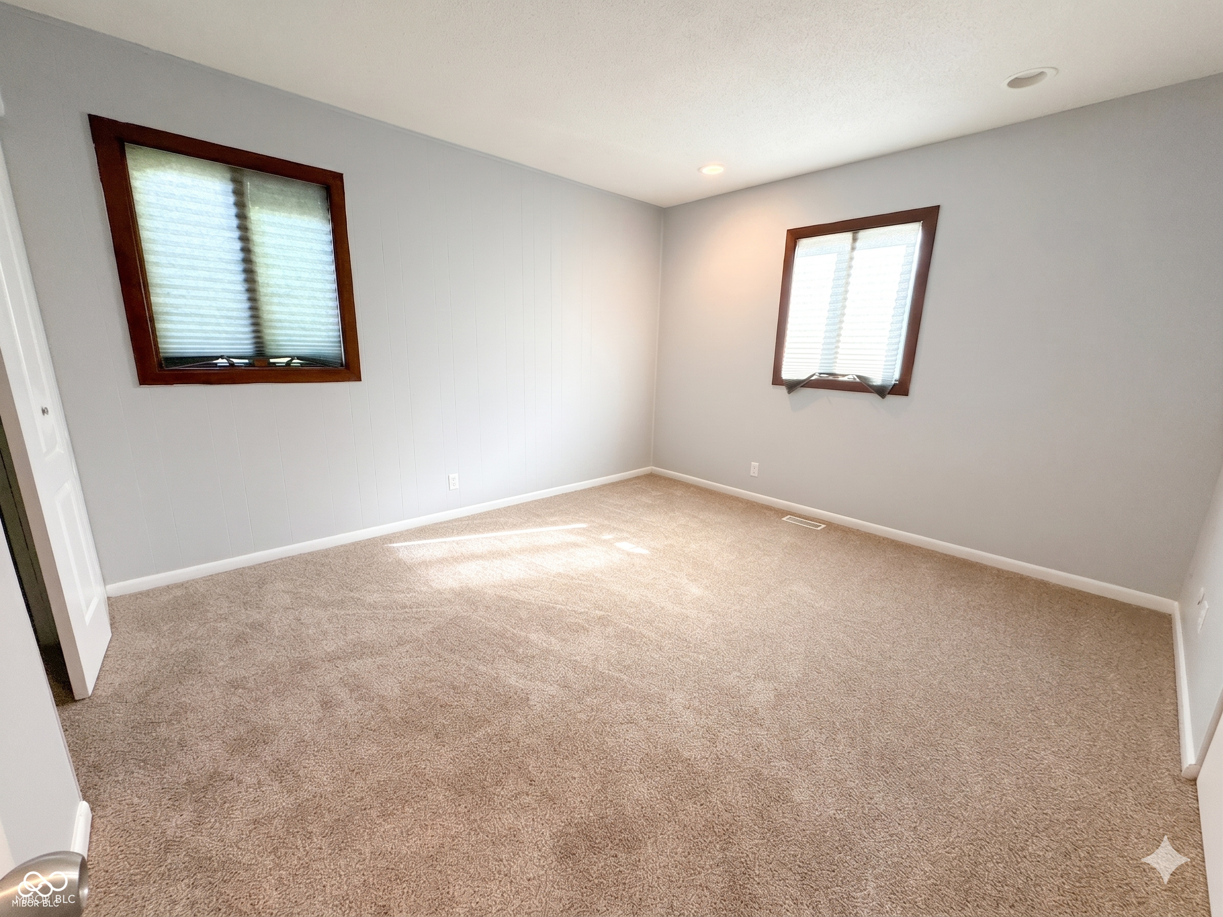 8214 Forsythia Court