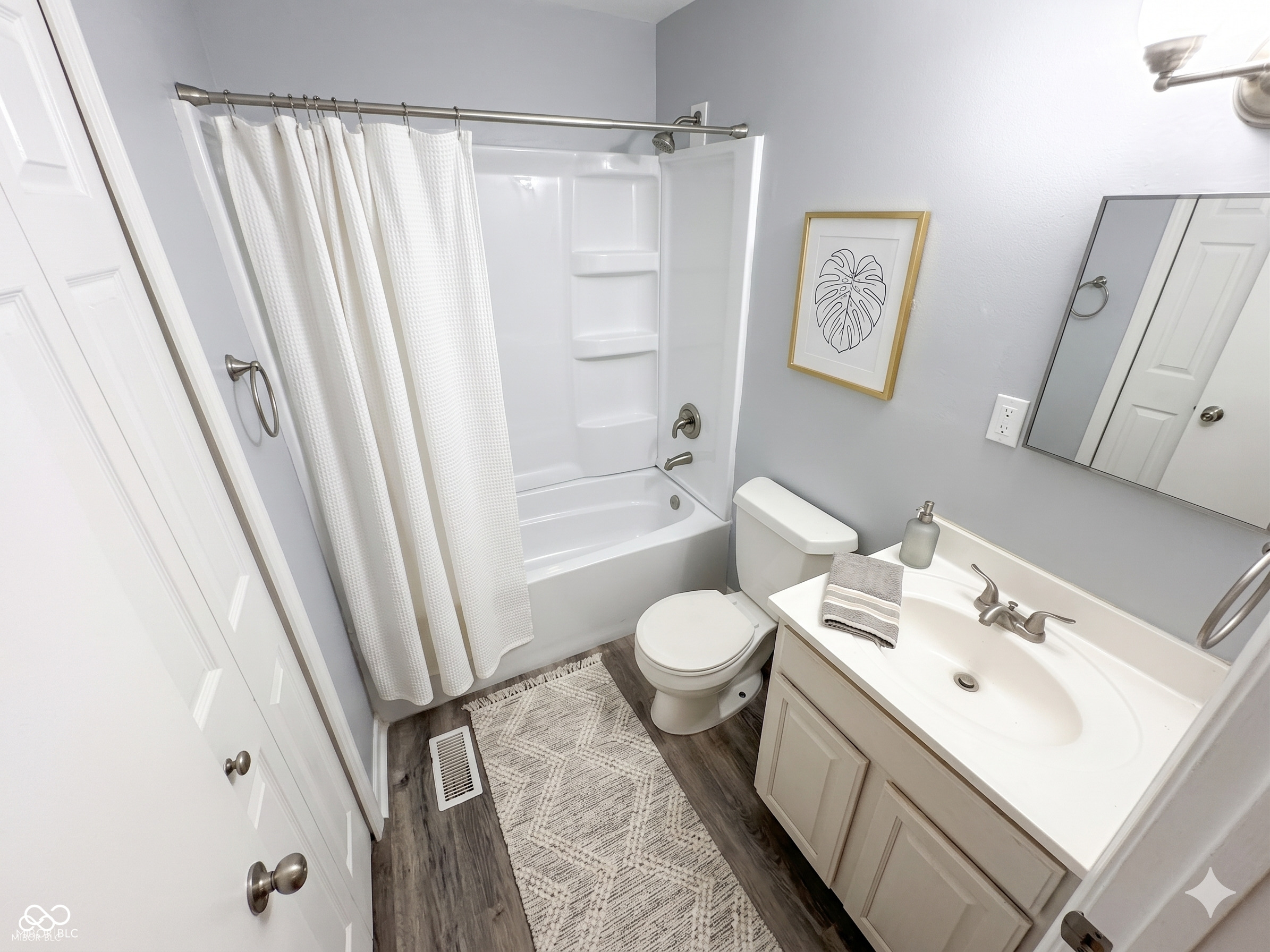 8214 Forsythia Court