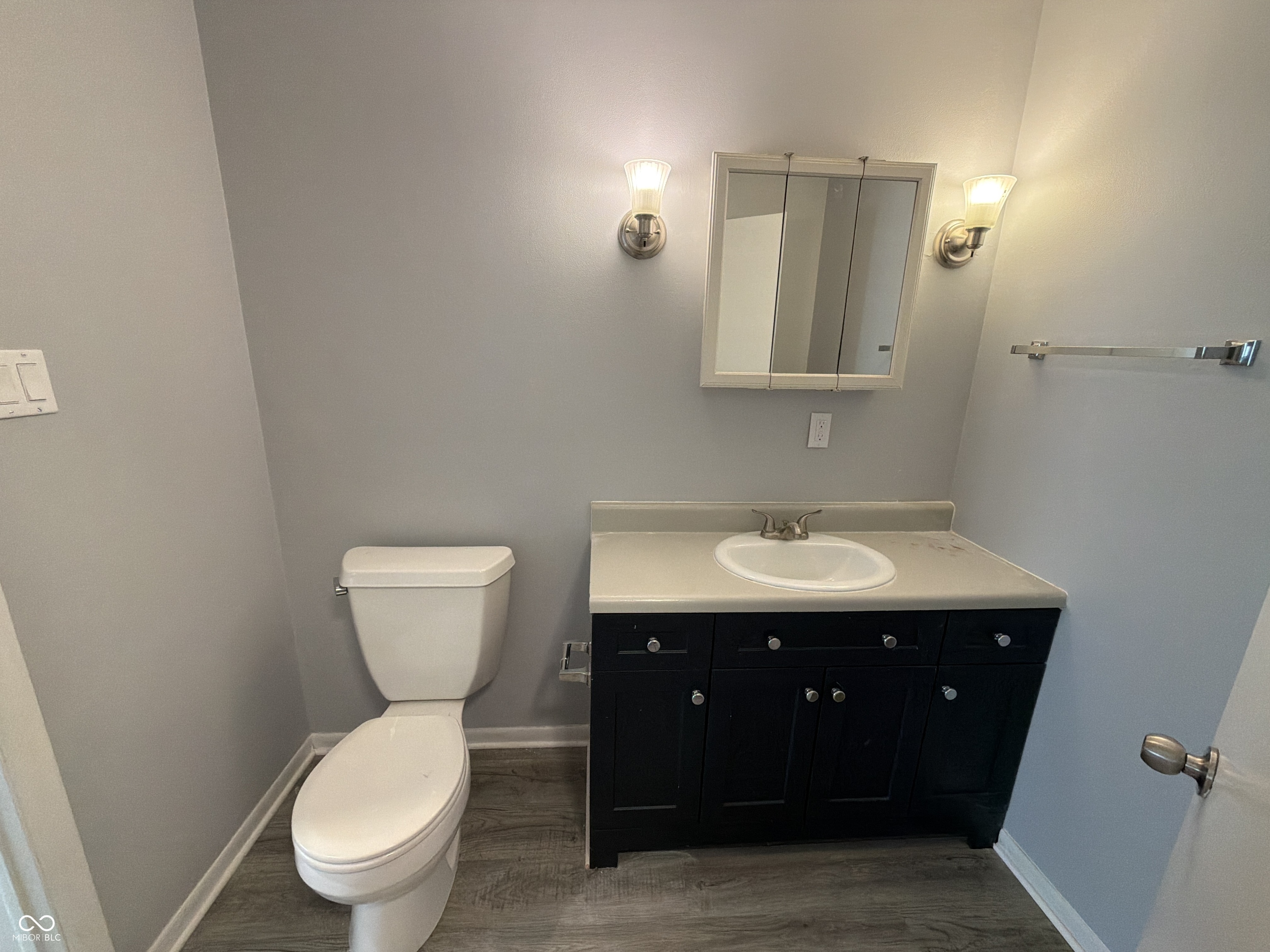8214 Forsythia Court
