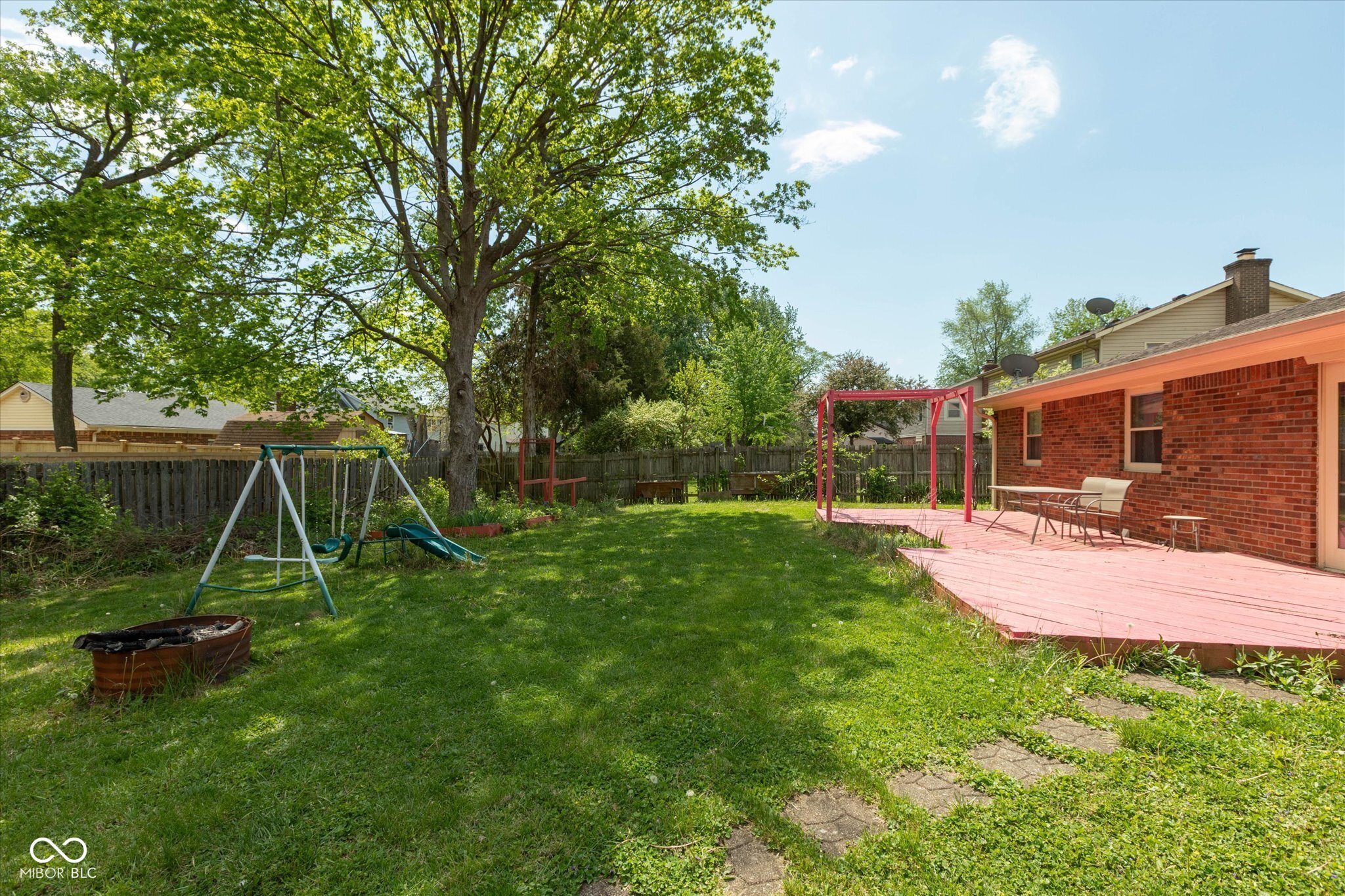 709 Summitcrest Drive