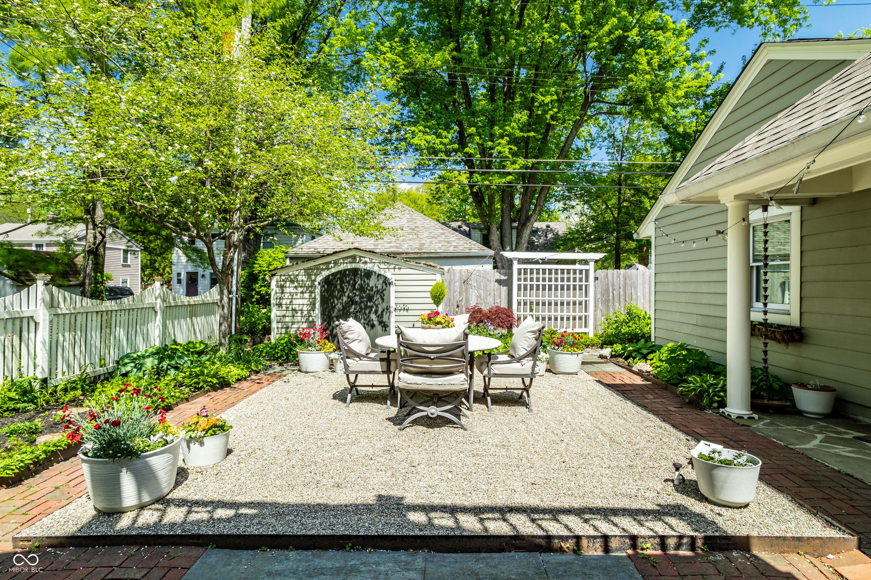 1138 E 58th Street