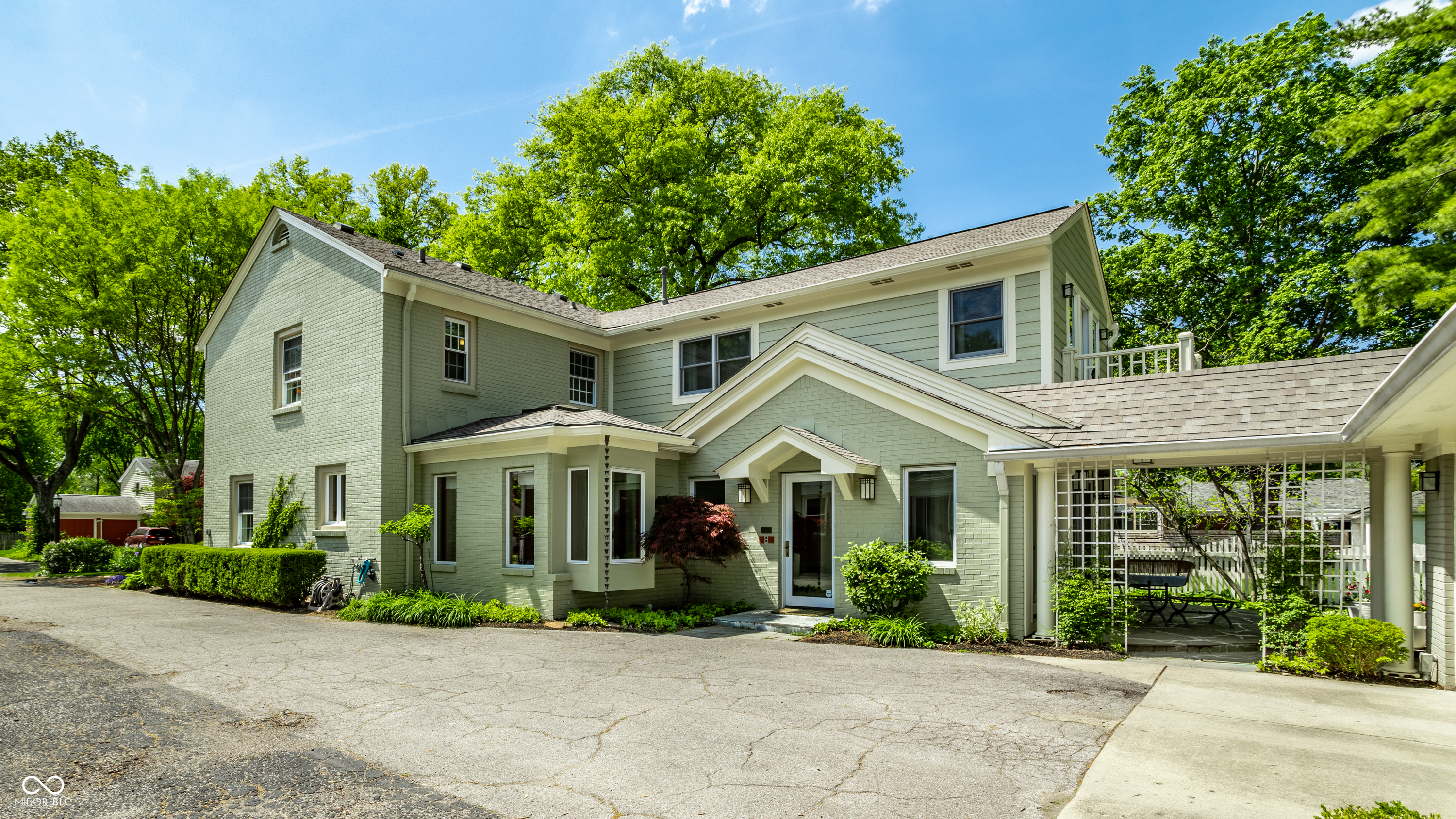 1138 E 58th Street
