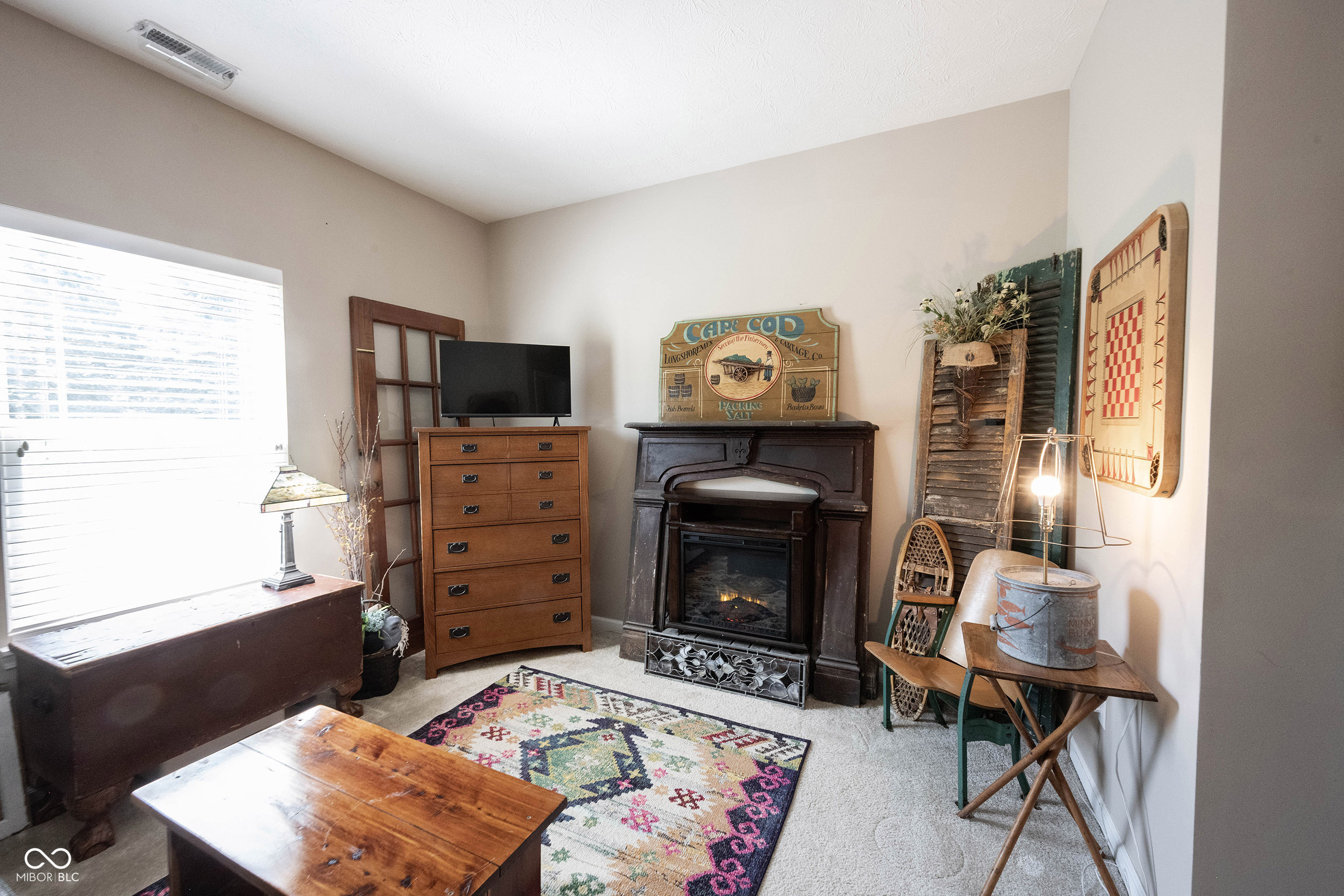 9633 Timber Circle