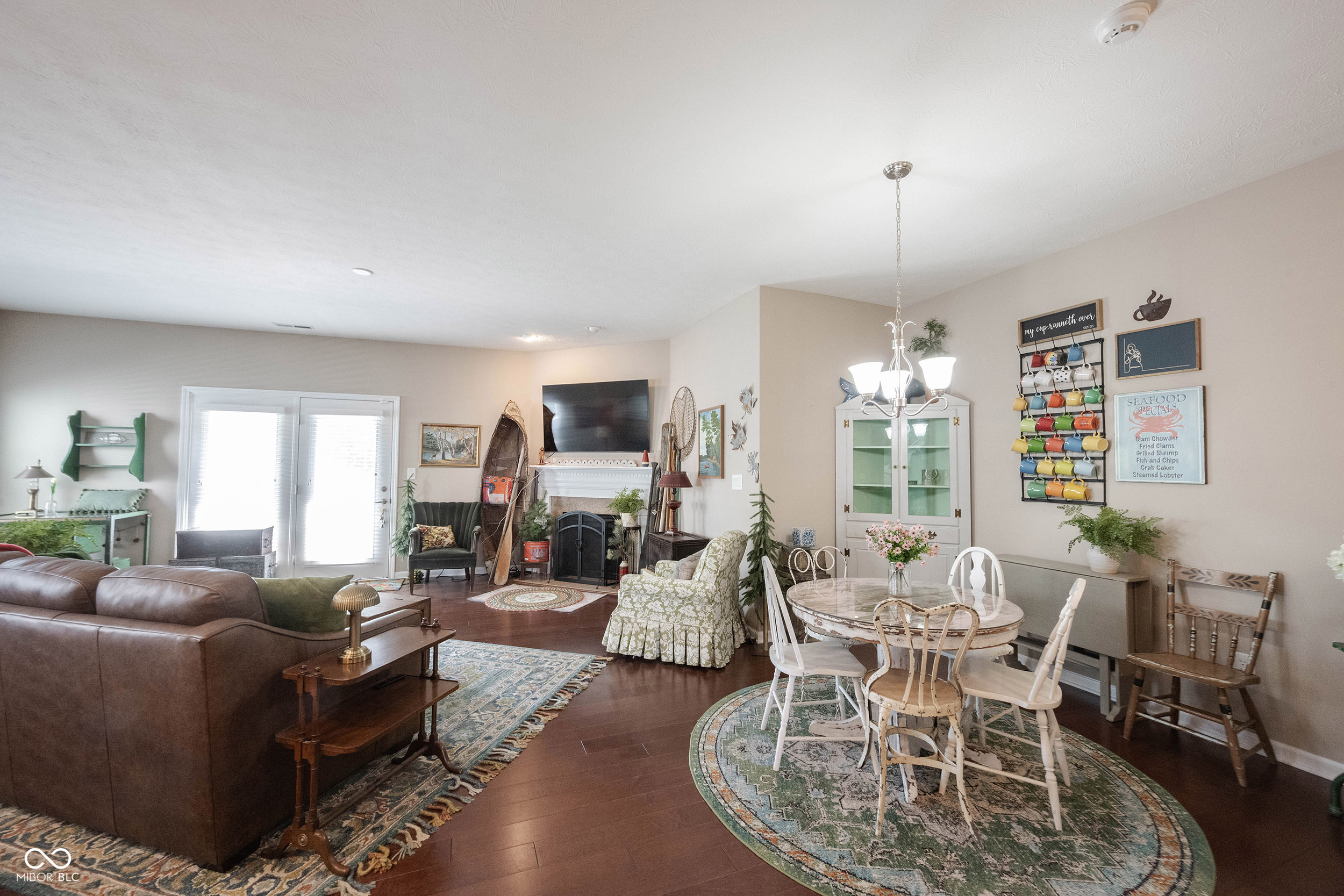 9633 Timber Circle