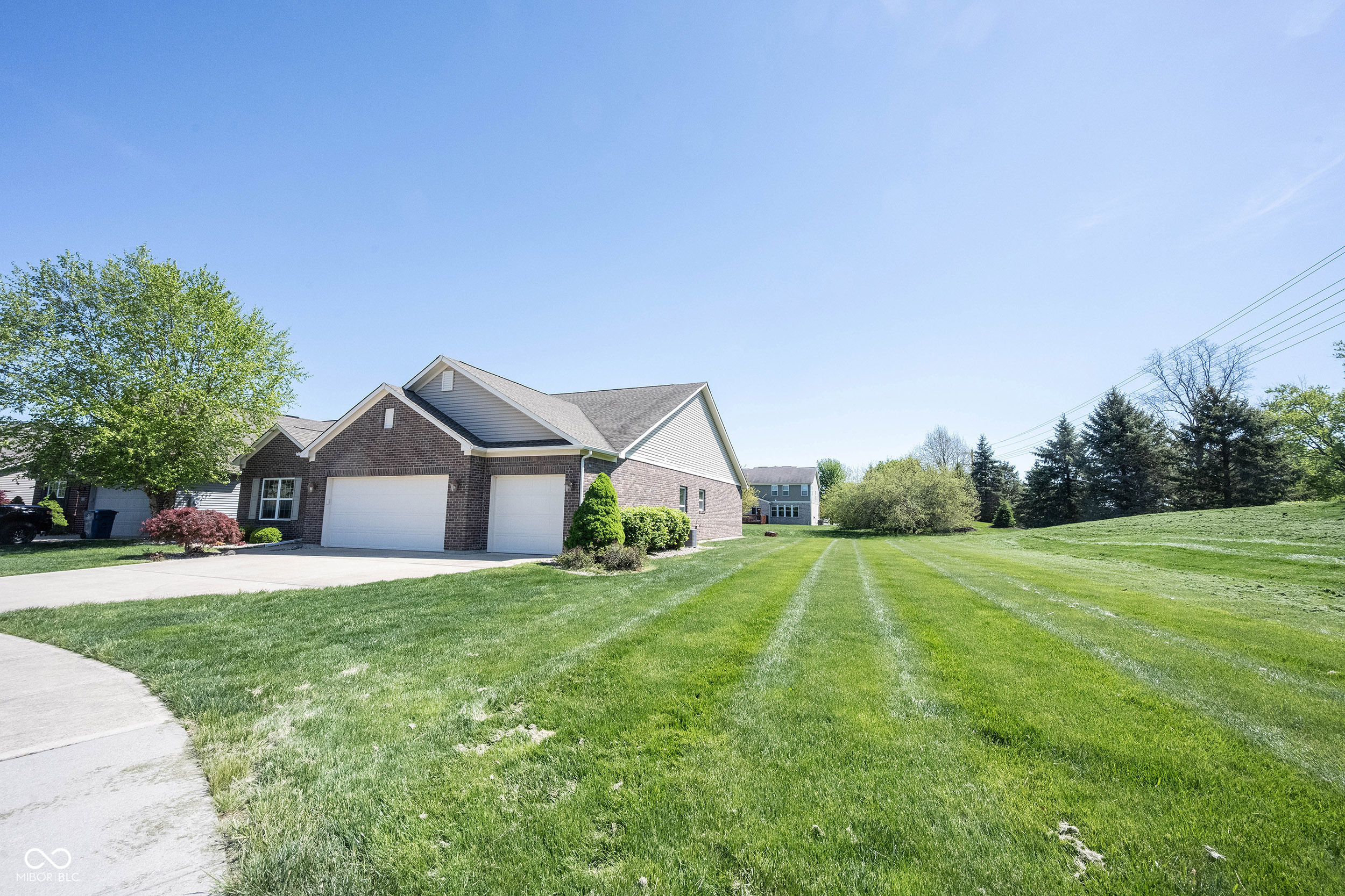 9633 Timber Circle