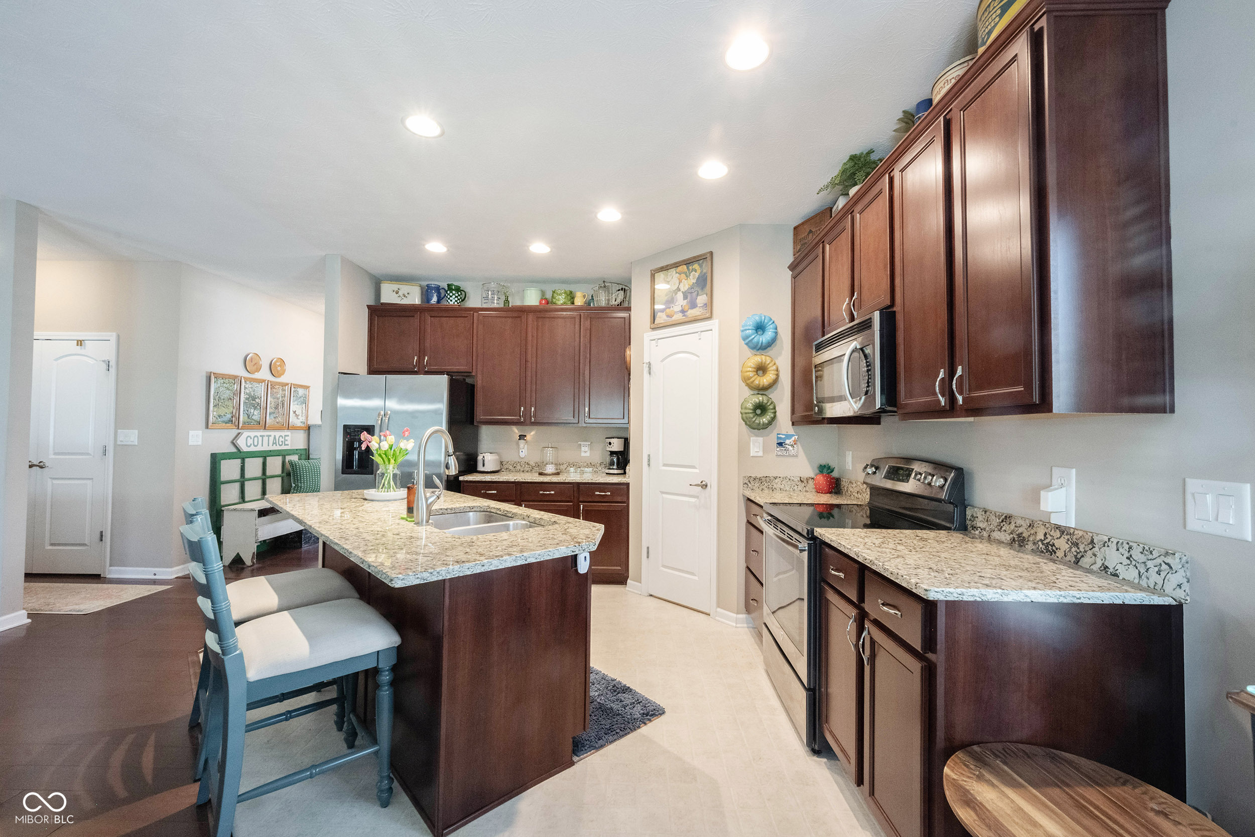 9633 Timber Circle