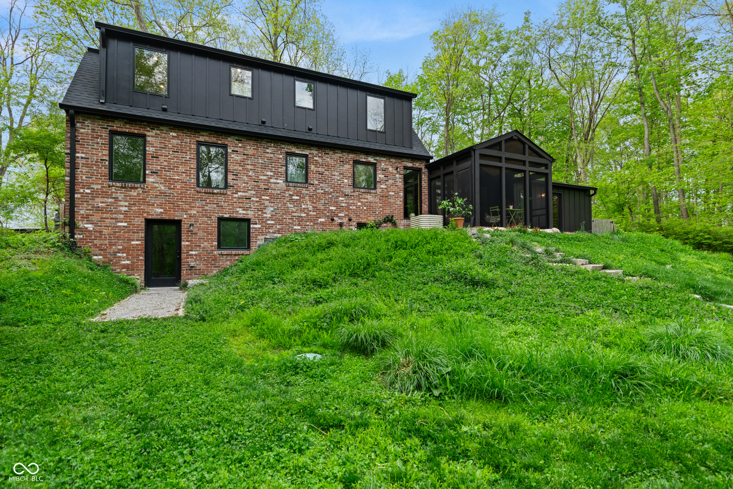 765 Bloor Lane
