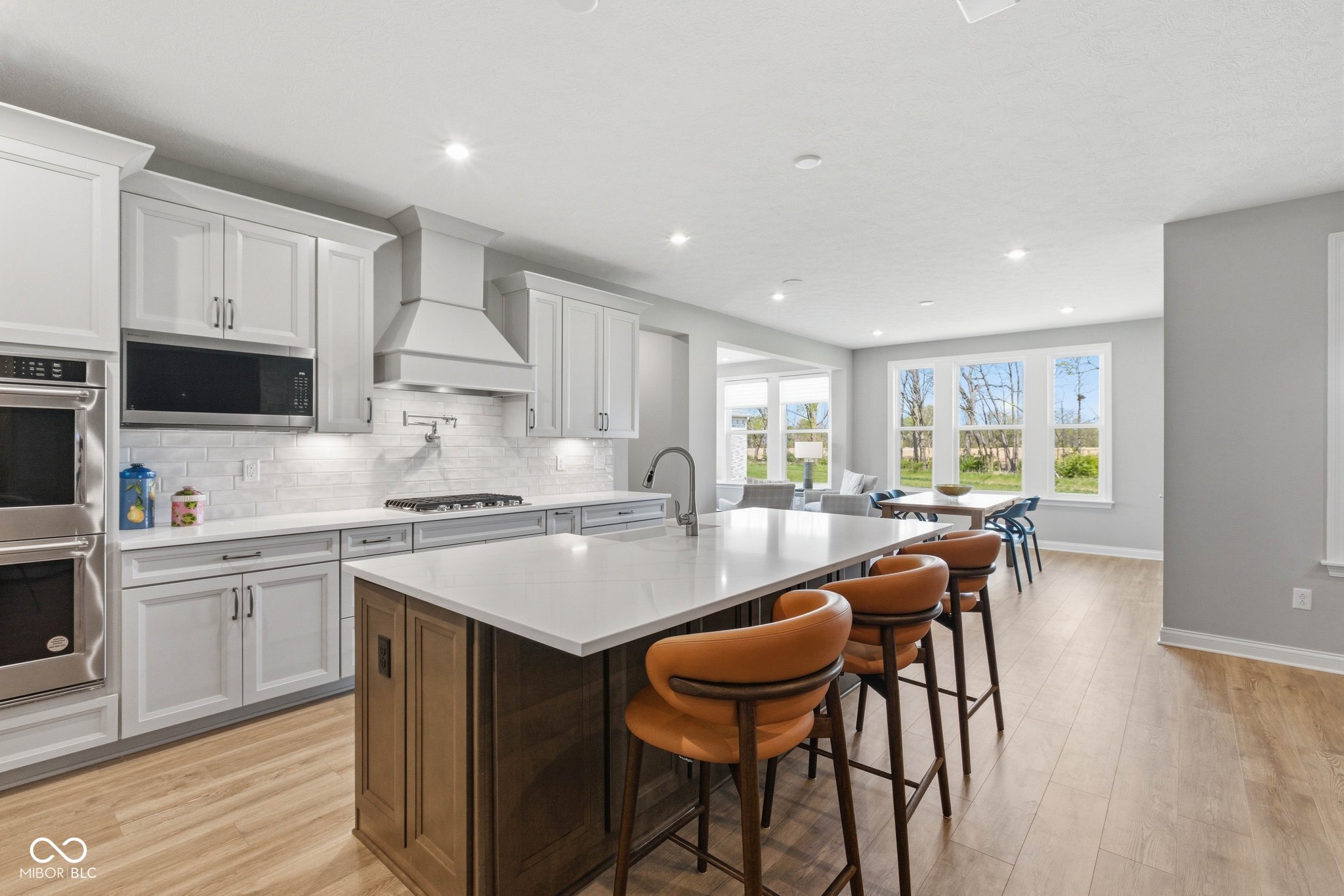 9381 Coopers Lane